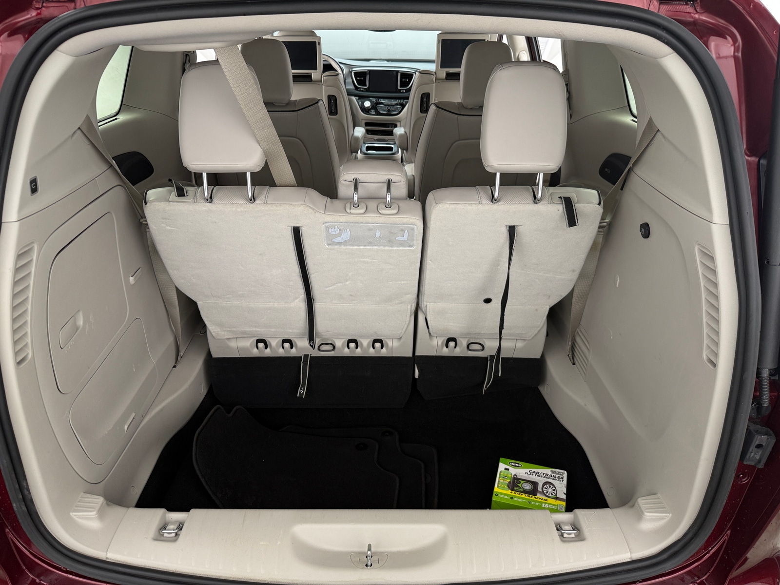 Thumbnail: 2020 Chrysler Pacifica - 6