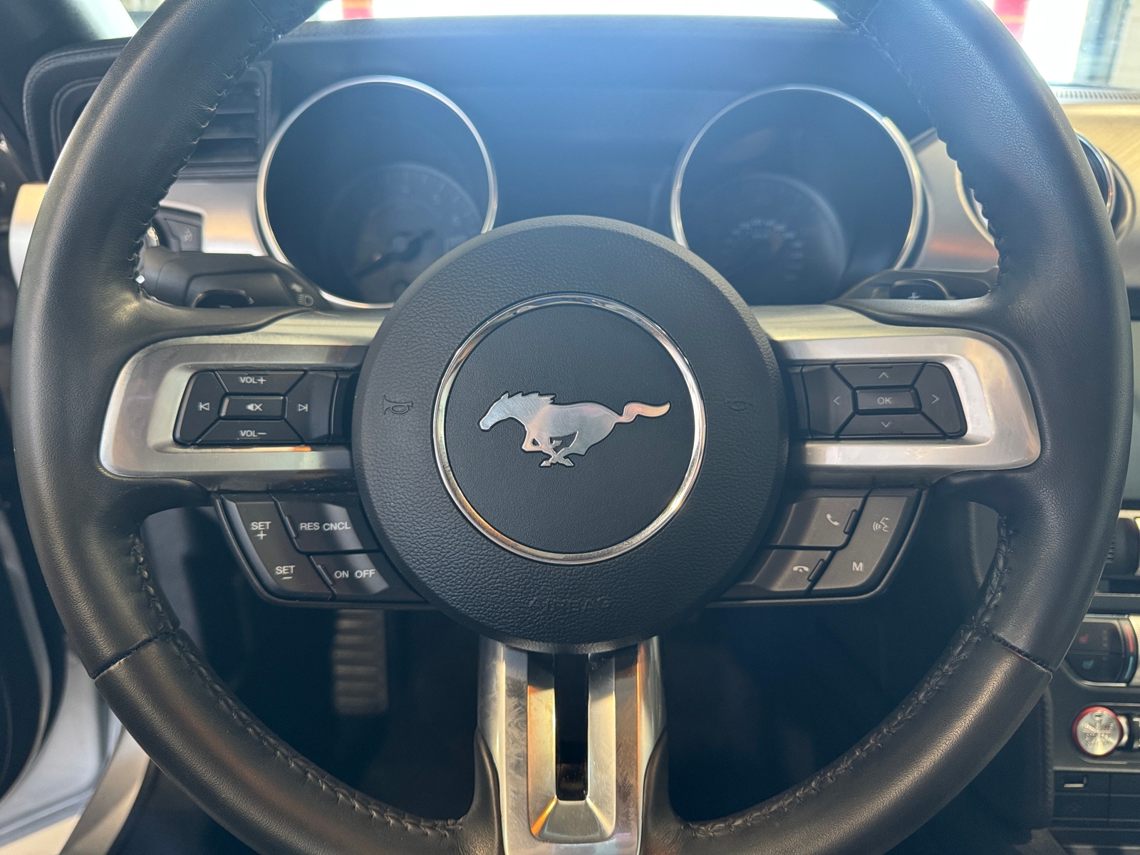 Thumbnail: 2019 Ford Mustang - 4