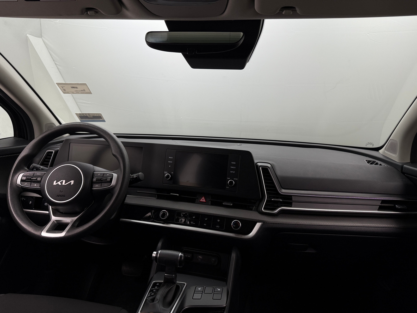 Thumbnail: 2023 Kia Sportage - 3