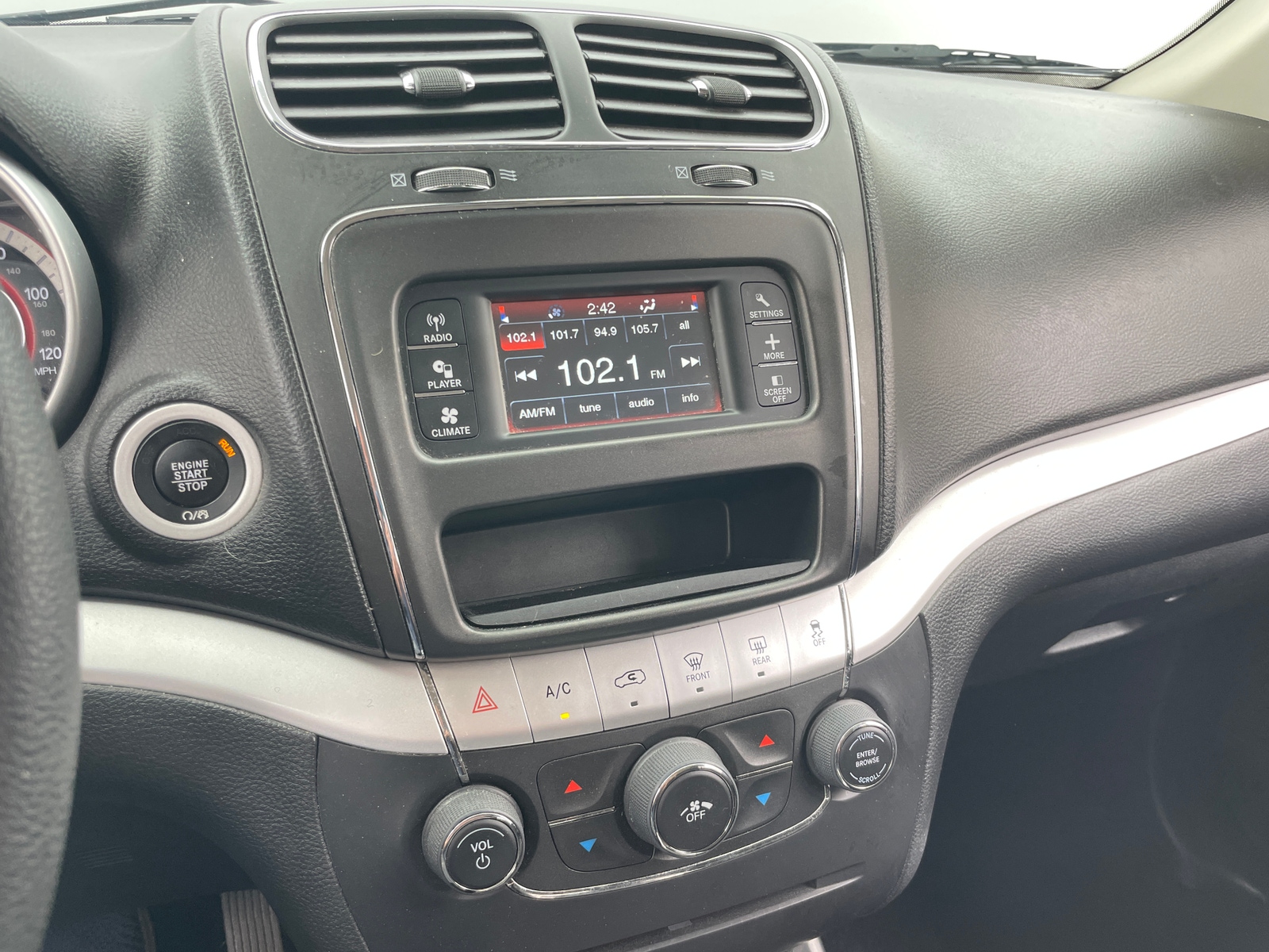 Thumbnail: 2018 Dodge Journey - 4