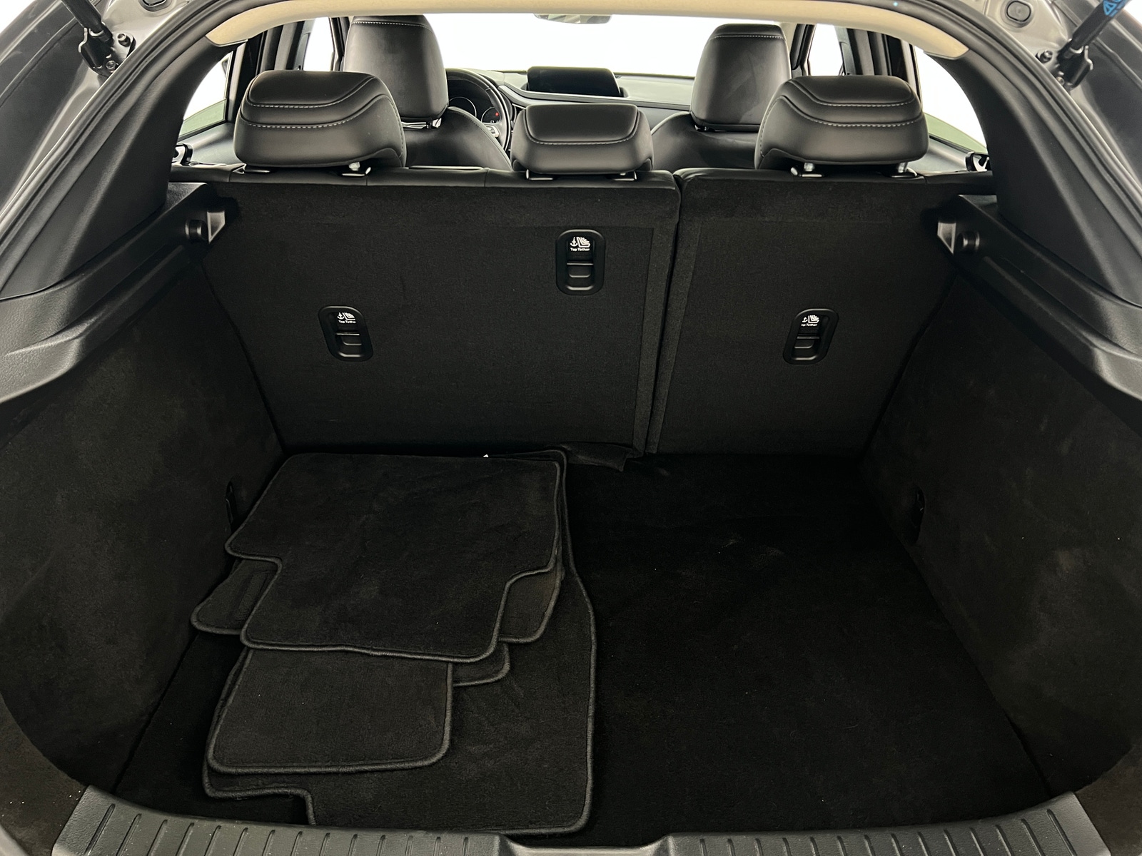 Thumbnail: 2023 Mazda CX-30 - 6