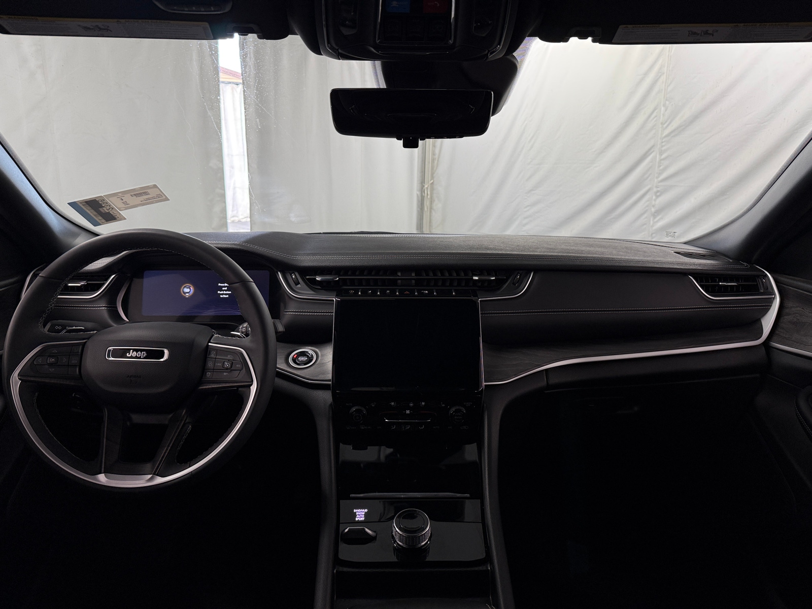 Thumbnail: 2024 Jeep Grand Cherokee L - 2