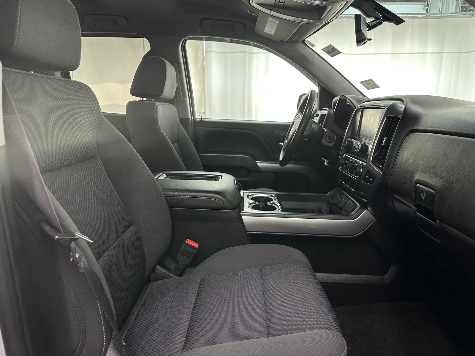 Thumbnail: 2017 Chevrolet Silverado 1500 - 2