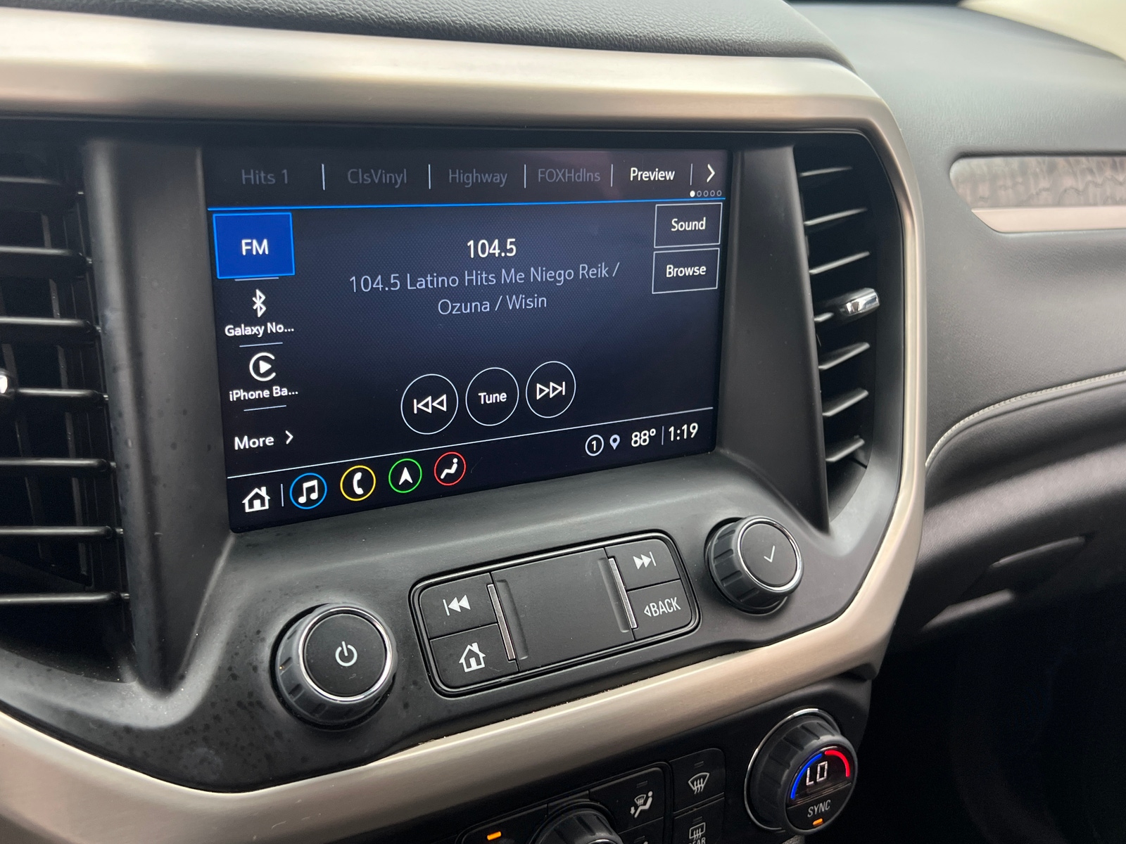 Thumbnail: 2023 GMC Acadia - 3