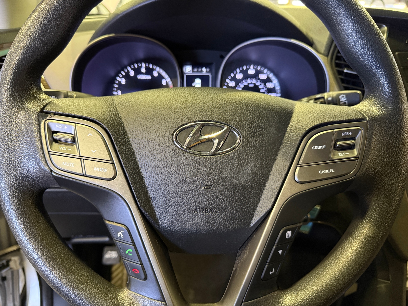 Thumbnail: 2017 Hyundai Santa Fe - 5