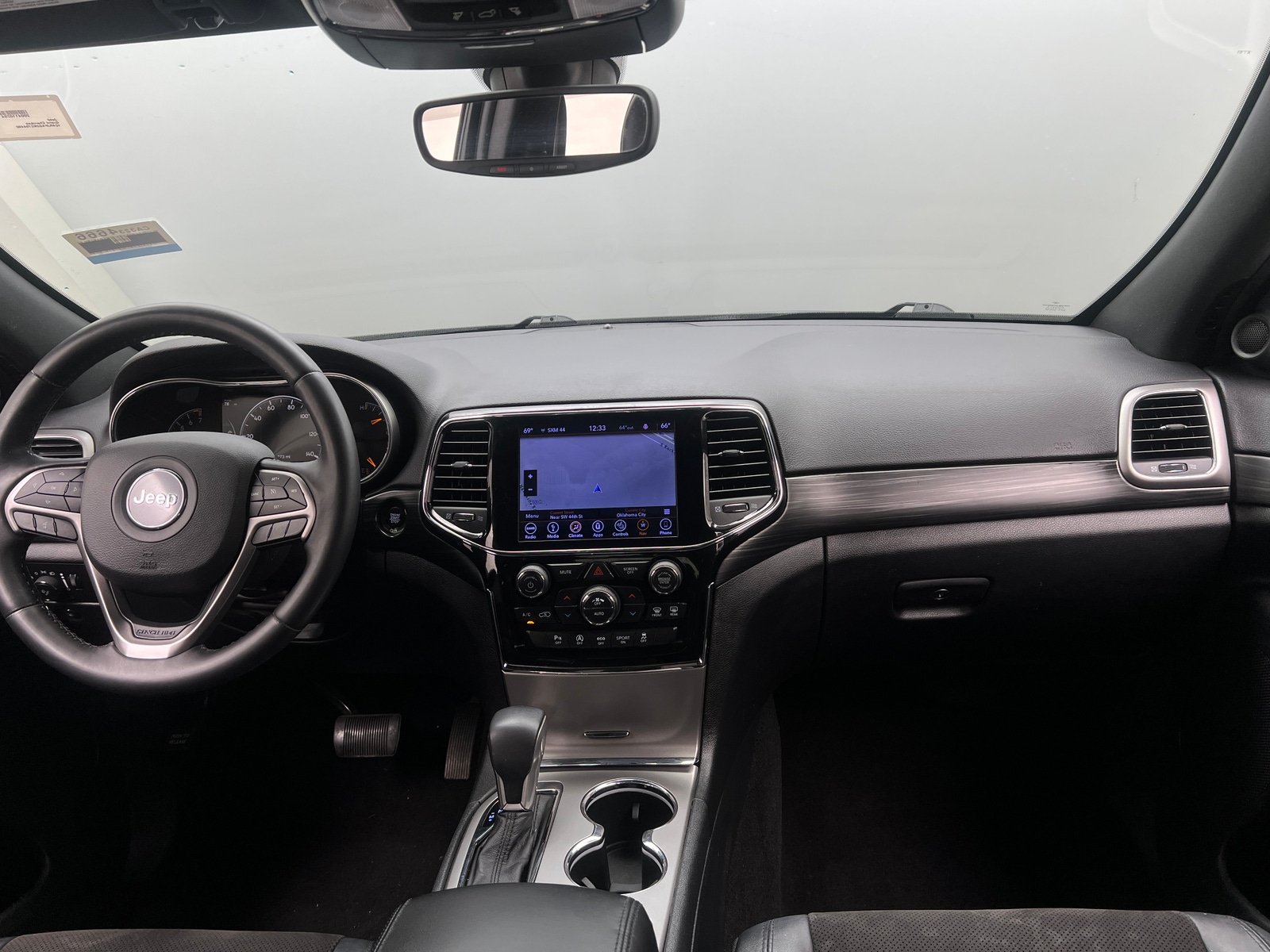 Thumbnail: 2019 Jeep Grand Cherokee - 3