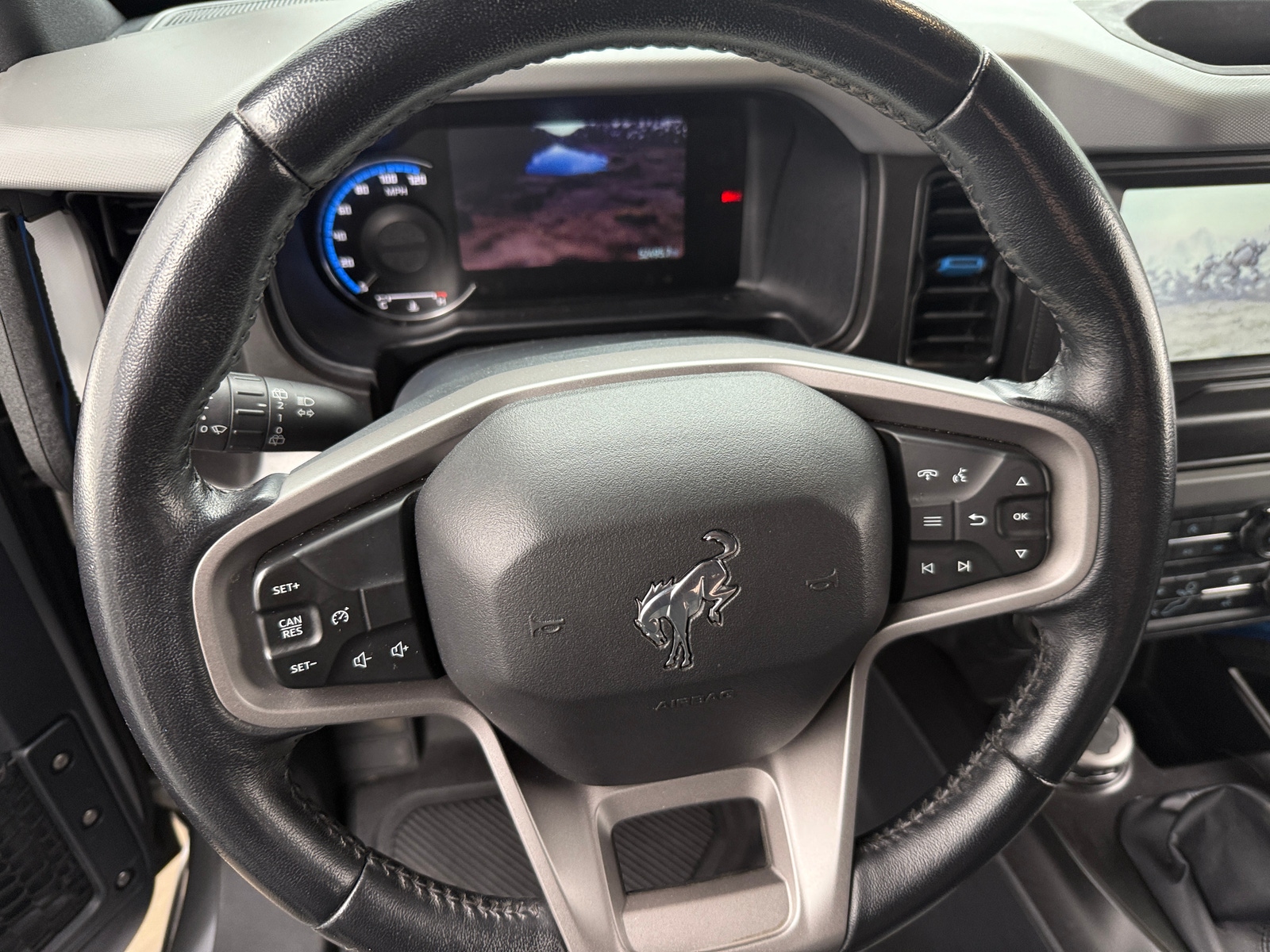 Thumbnail: 2022 Ford Bronco - 5