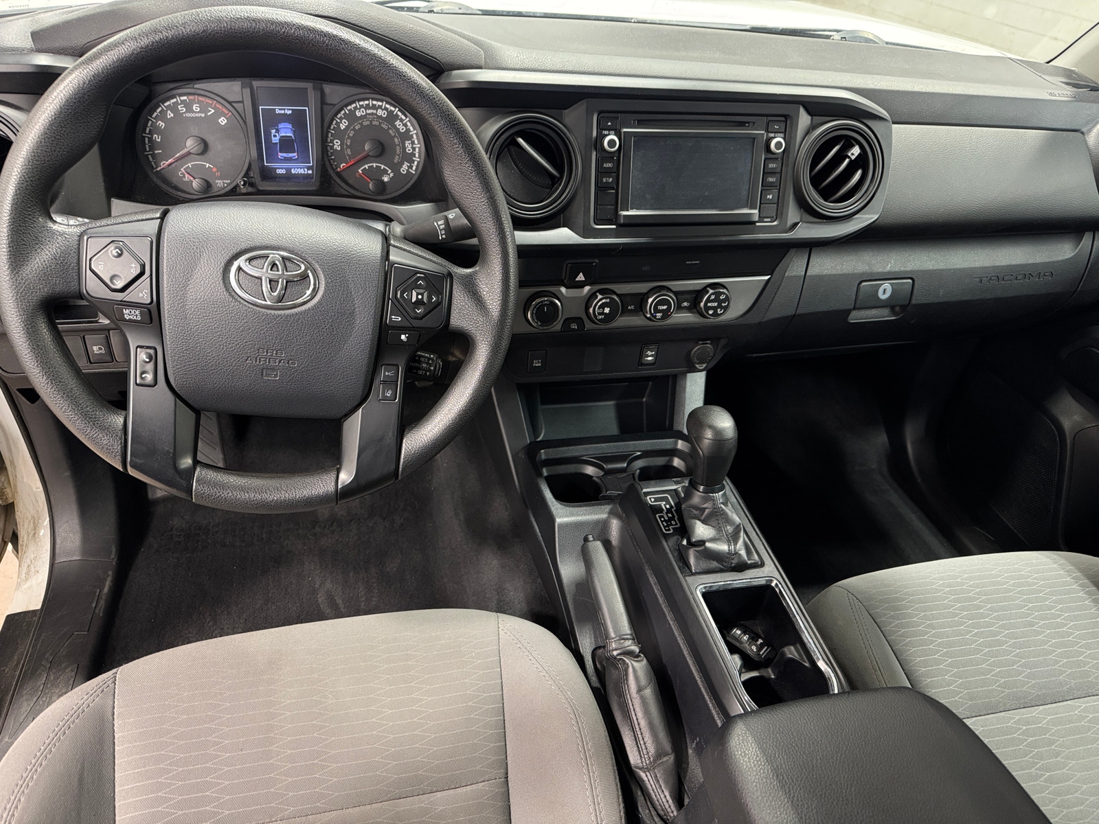 Thumbnail: 2019 Toyota Tacoma - 3
