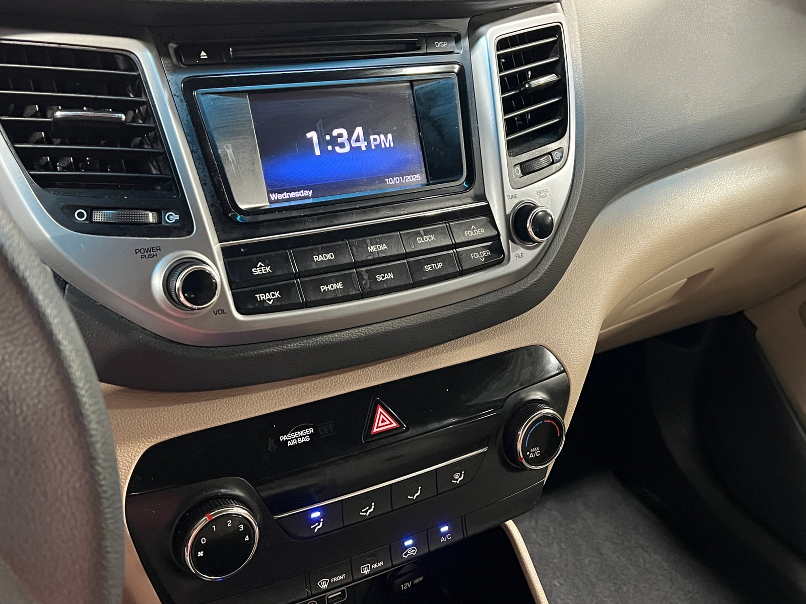 Thumbnail: 2018 Hyundai Tucson - 4