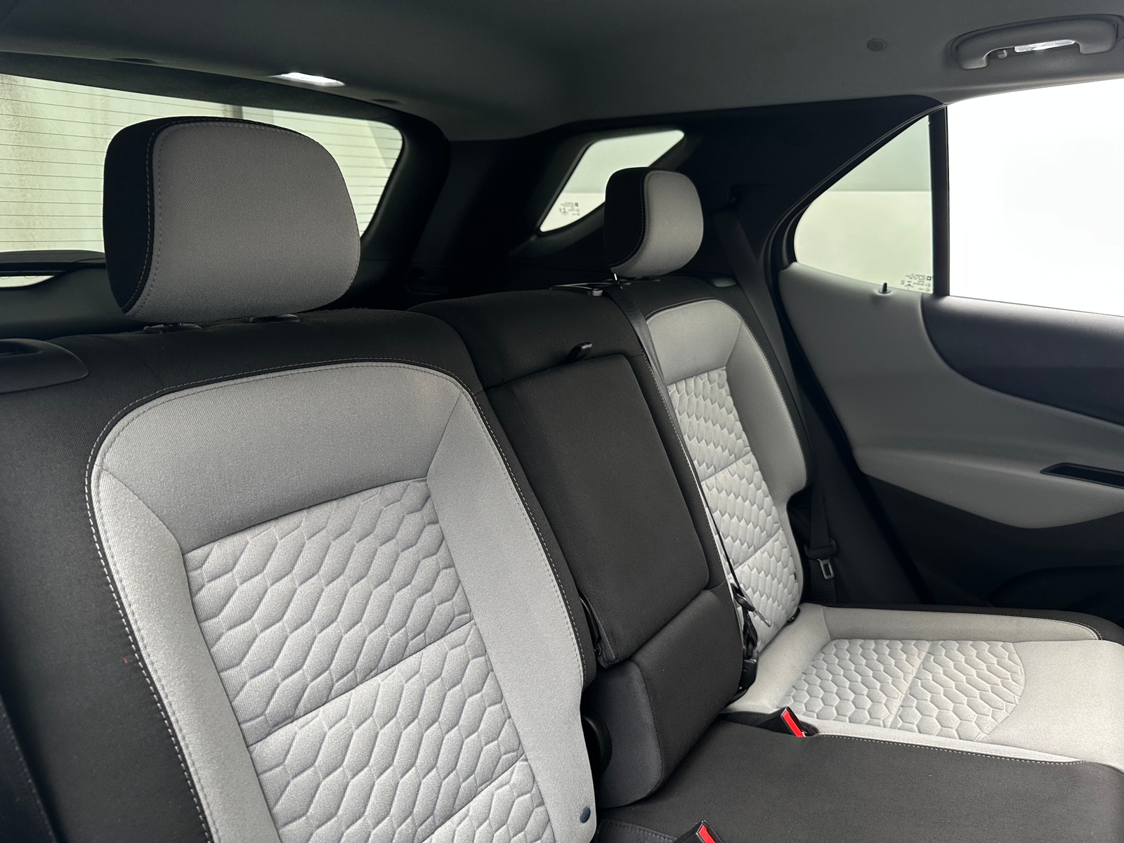 Thumbnail: 2020 Chevrolet Equinox - 6