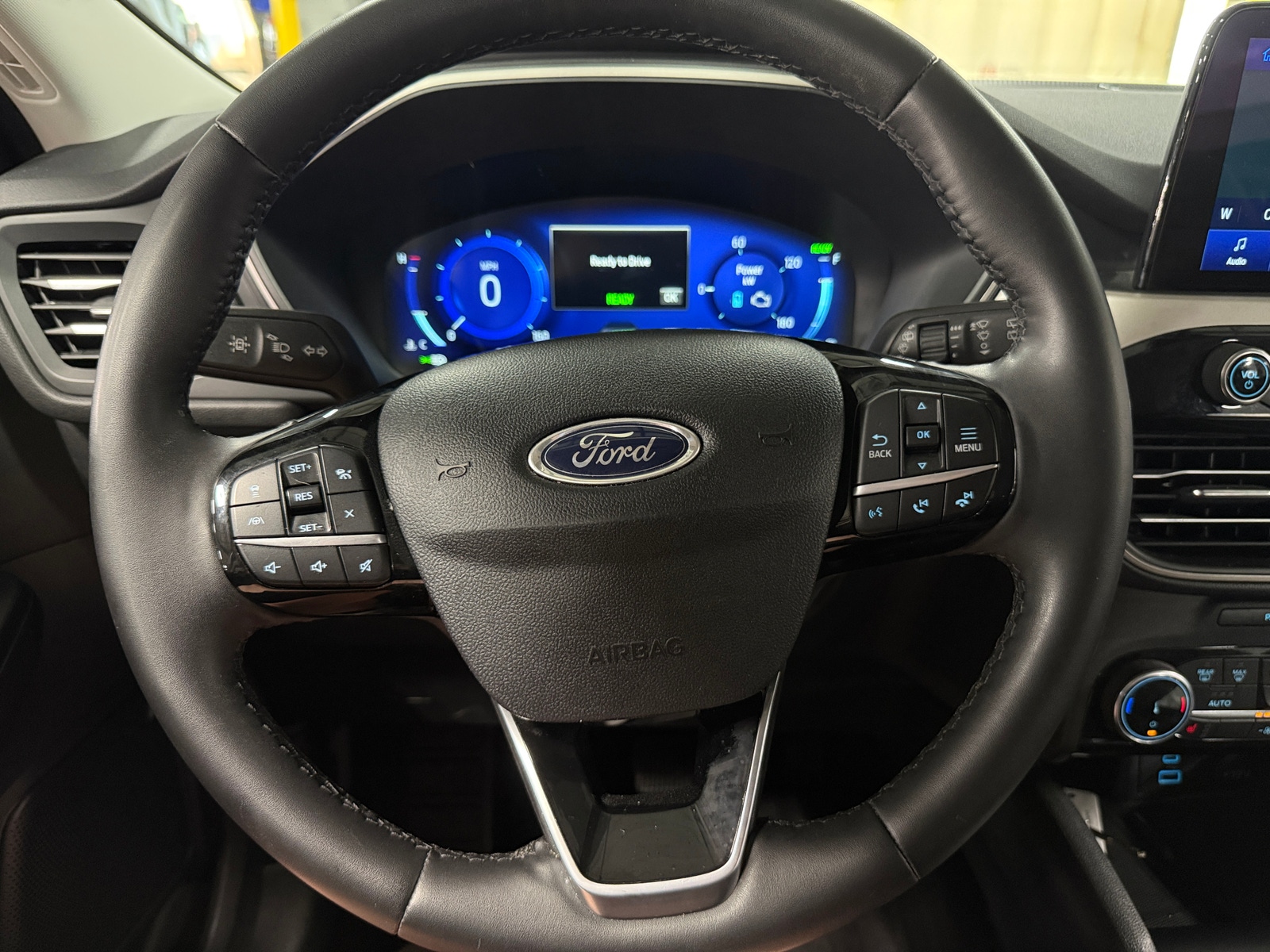 Thumbnail: 2022 Ford Escape - 4