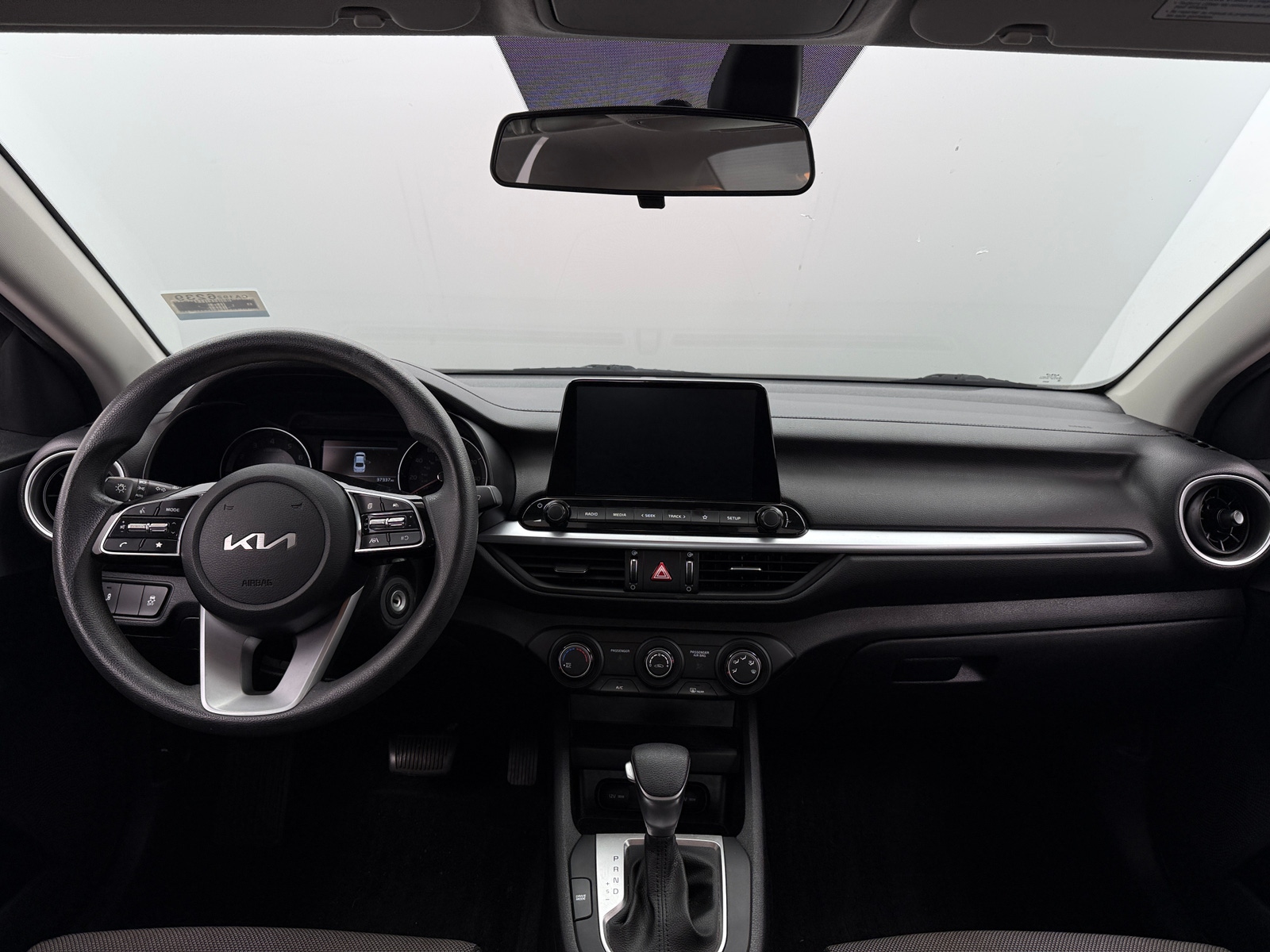 Thumbnail: 2022 Kia Forte - 3
