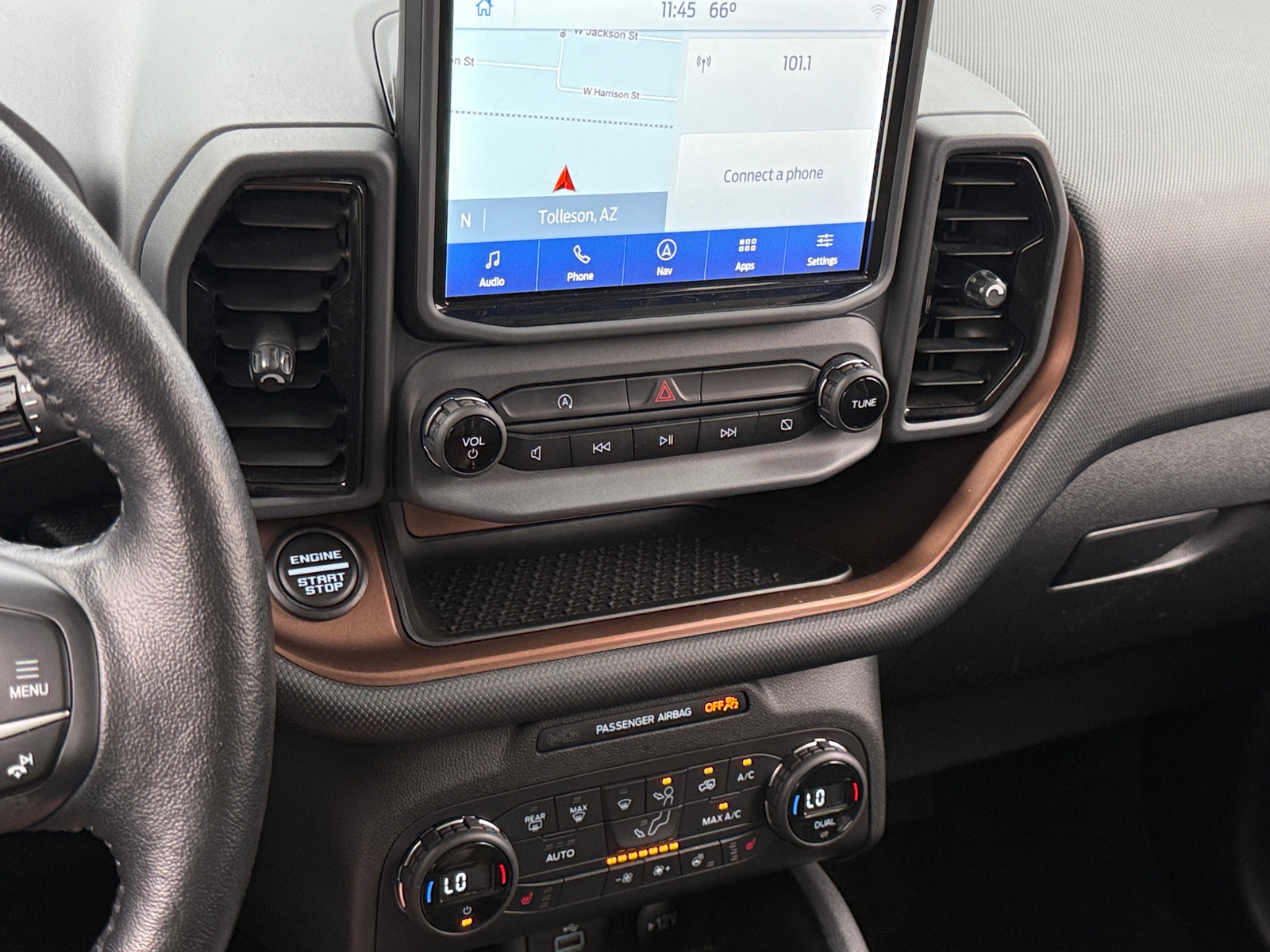 Thumbnail: 2021 Ford Bronco Sport - 3