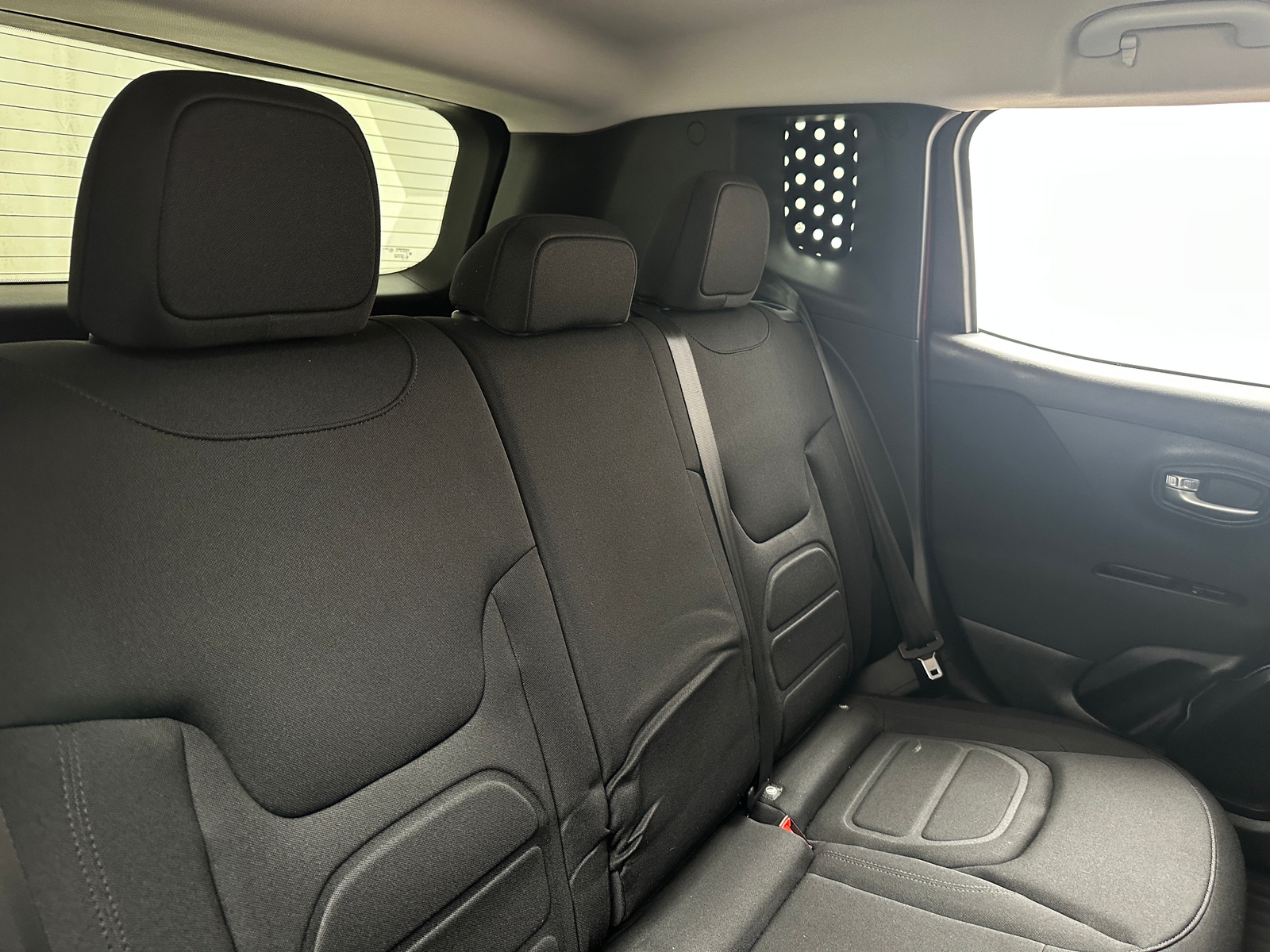 Thumbnail: 2019 Jeep Renegade - 6