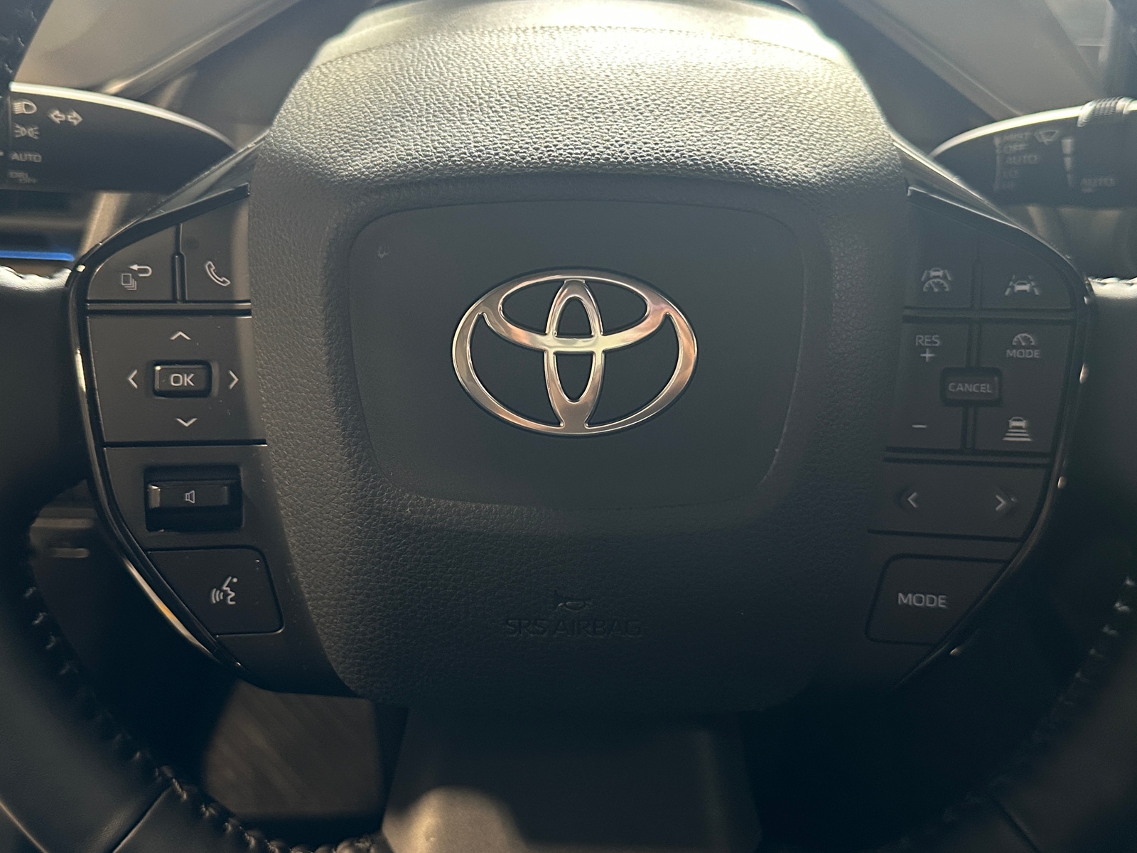 Thumbnail: 2023 Toyota Prius - 5