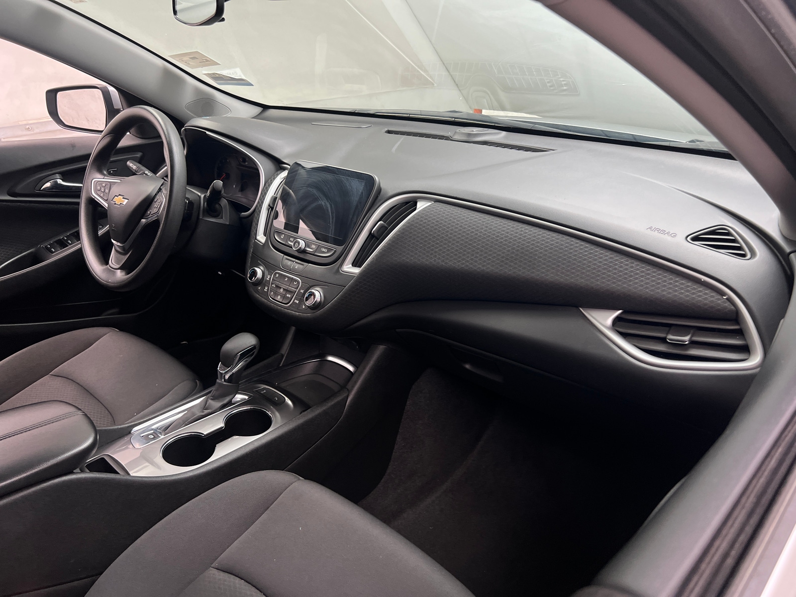 Thumbnail: 2024 Chevrolet Malibu - 3