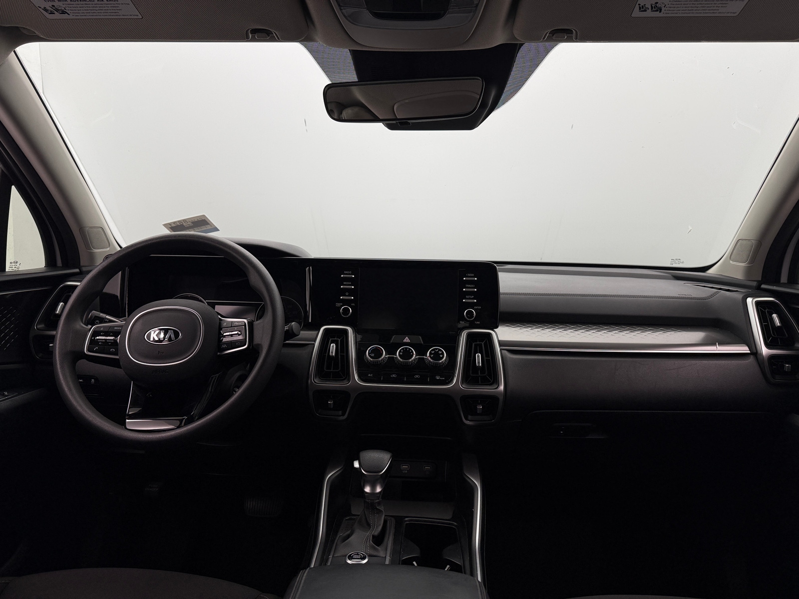 Thumbnail: 2021 Kia Sorento - 3