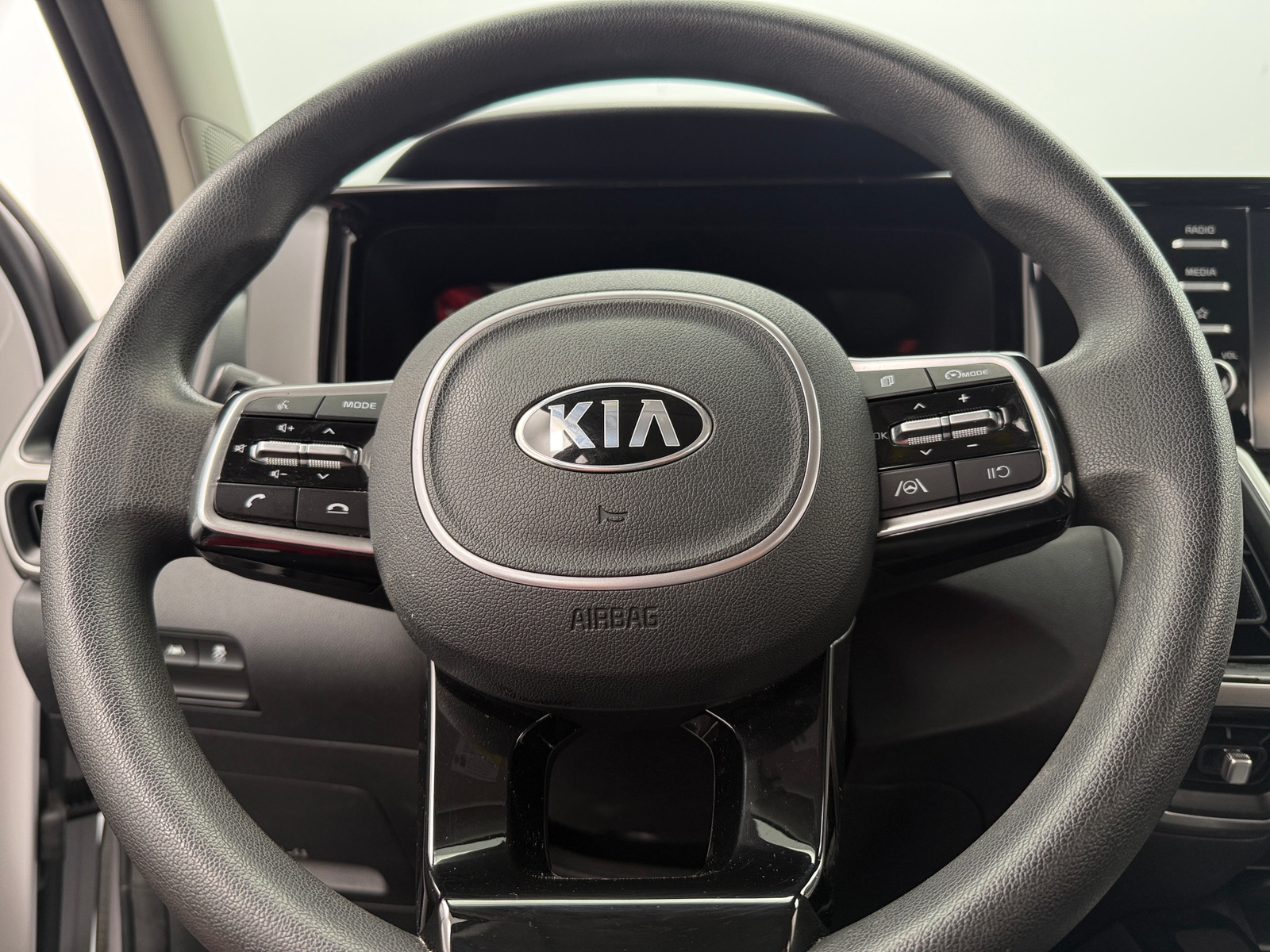 Thumbnail: 2021 Kia Sorento - 5