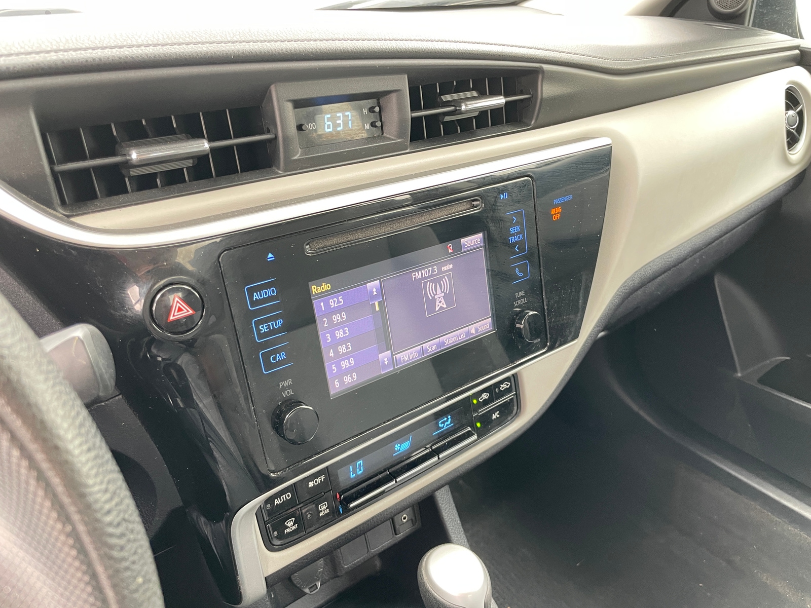 Thumbnail: 2018 Toyota Corolla - 4