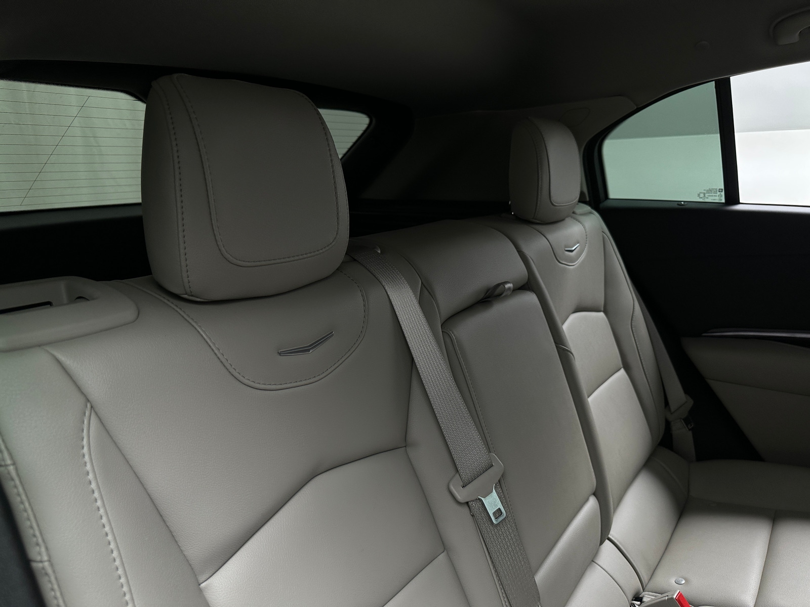 Thumbnail: 2023 Cadillac XT4 - 5