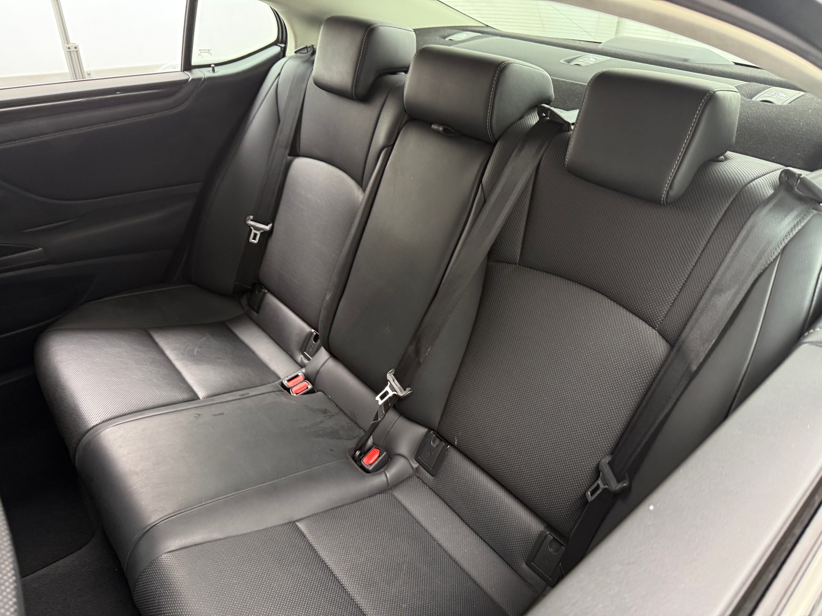 Thumbnail: 2019 Lexus ES - 6