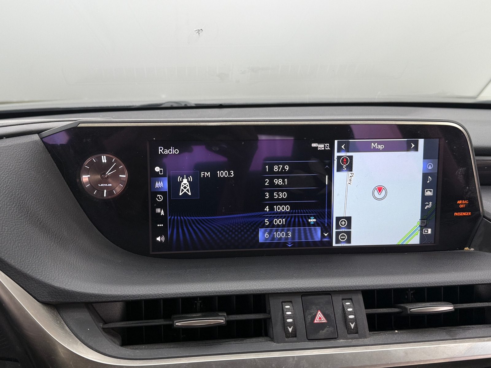 Thumbnail: 2019 Lexus ES - 4