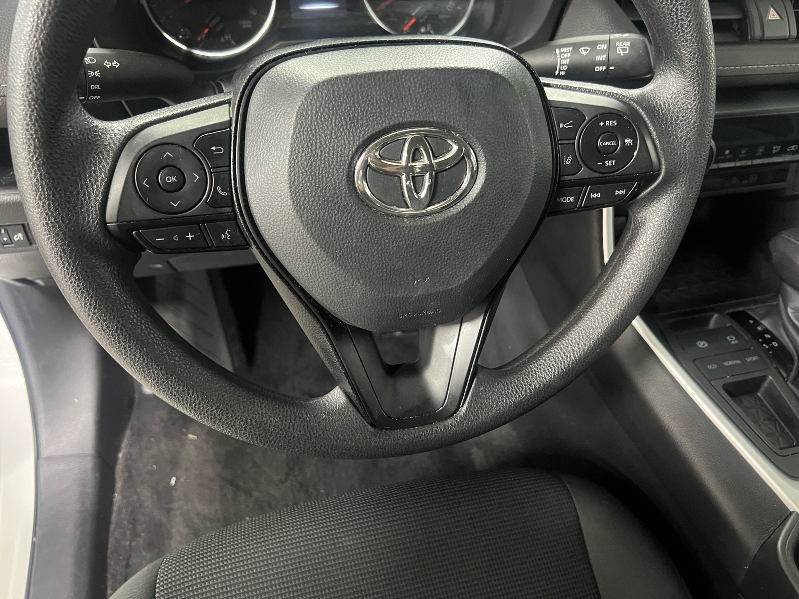 Thumbnail: 2022 Toyota RAV4 - 5