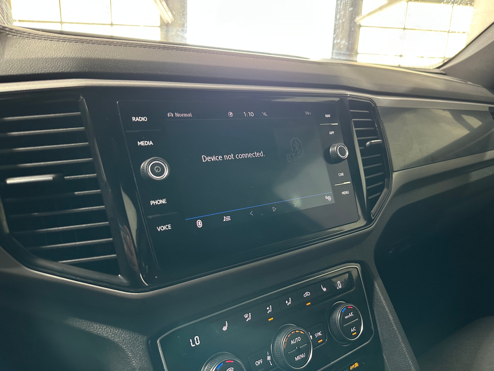 Thumbnail: 2020 Volkswagen Atlas - 3