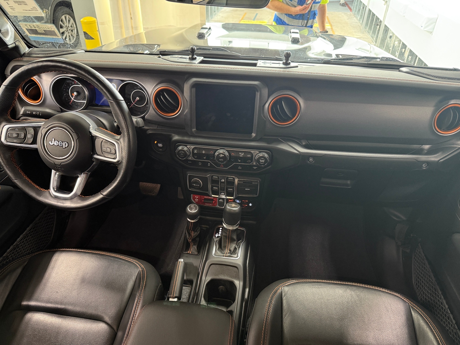 Thumbnail: 2021 Jeep Gladiator - 2