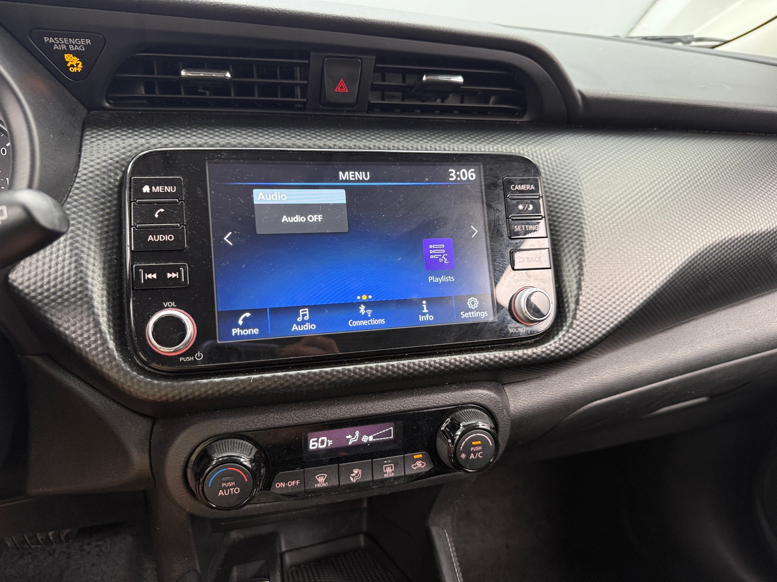 Thumbnail: 2021 Nissan Kicks - 4