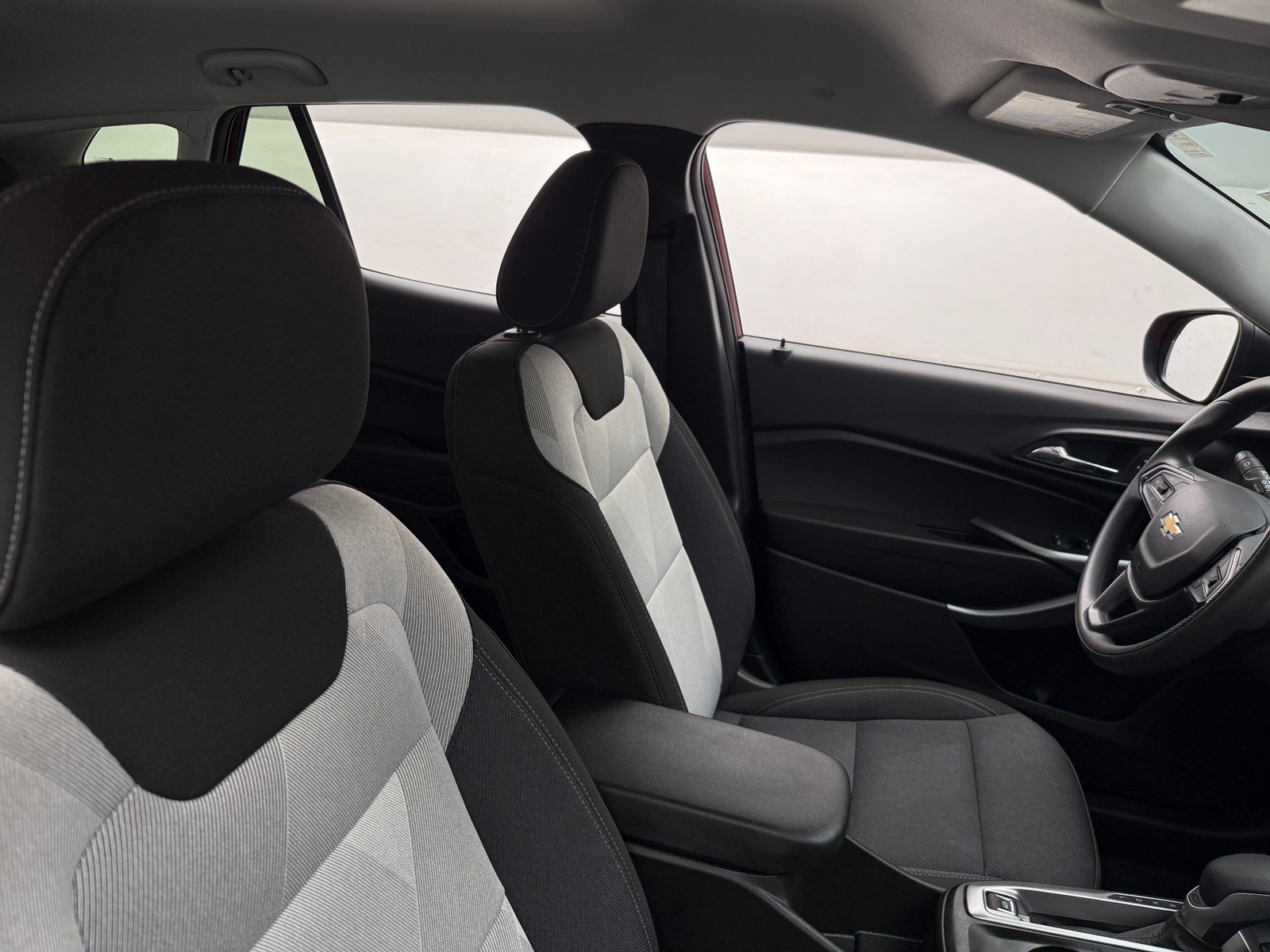 Thumbnail: 2025 Chevrolet Trax - 2