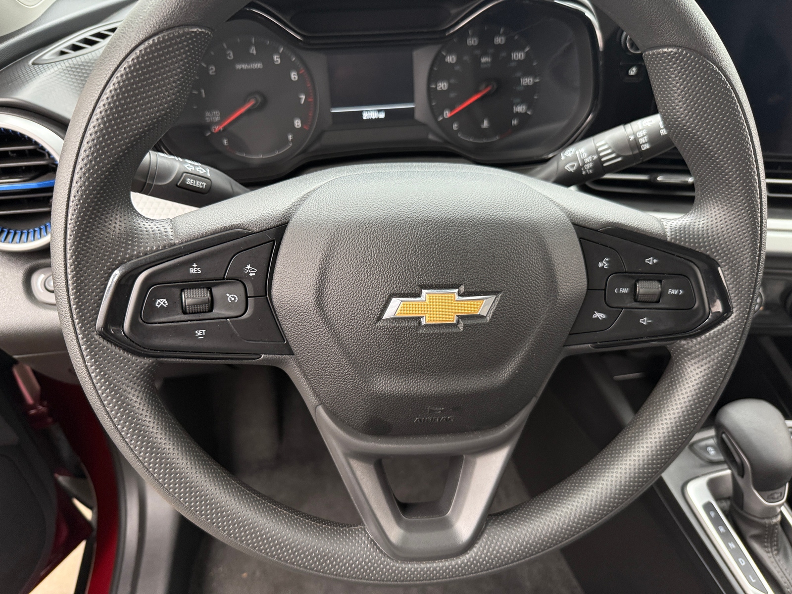 Thumbnail: 2025 Chevrolet Trax - 5