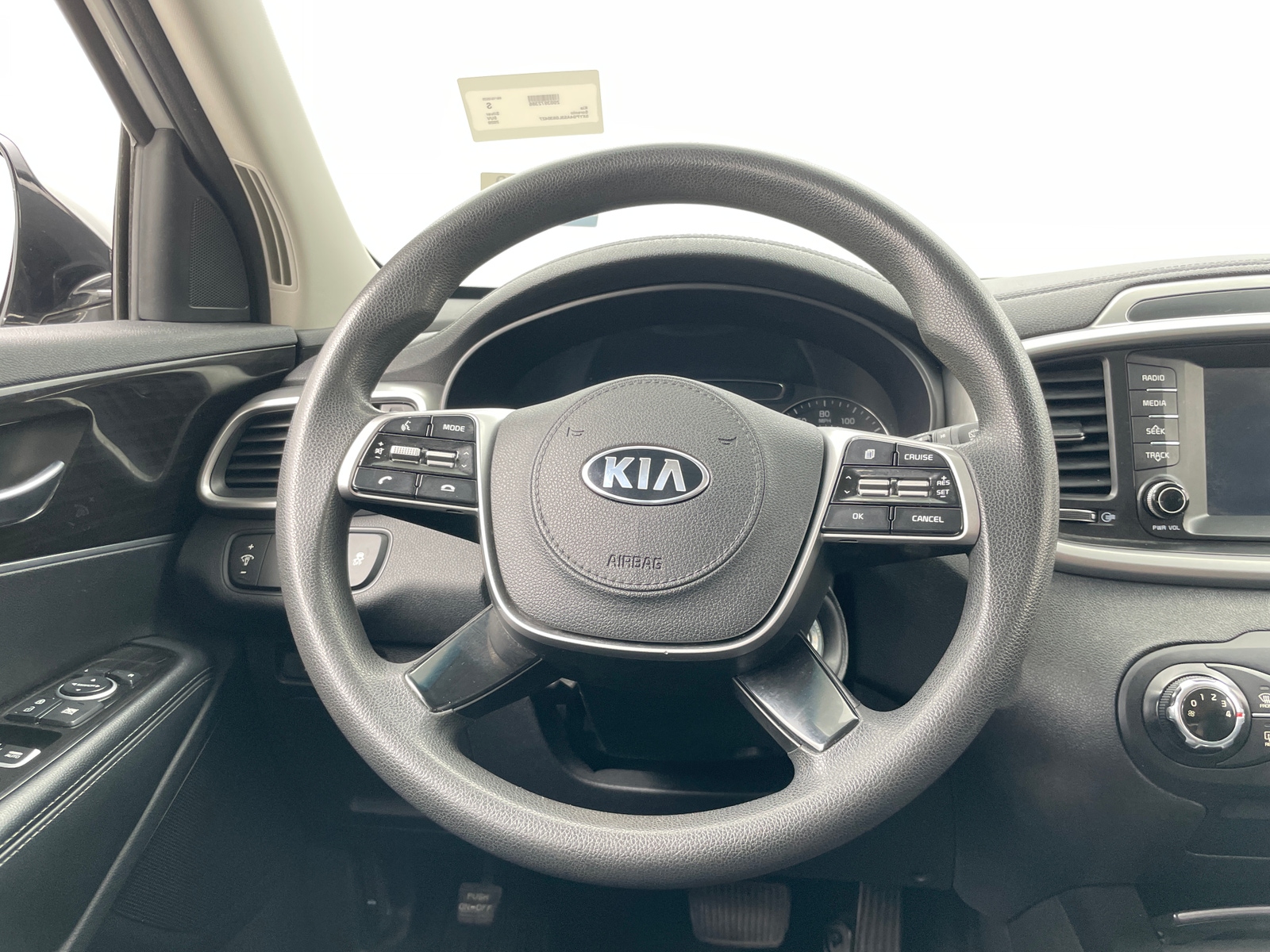 Thumbnail: 2020 Kia Sorento - 5