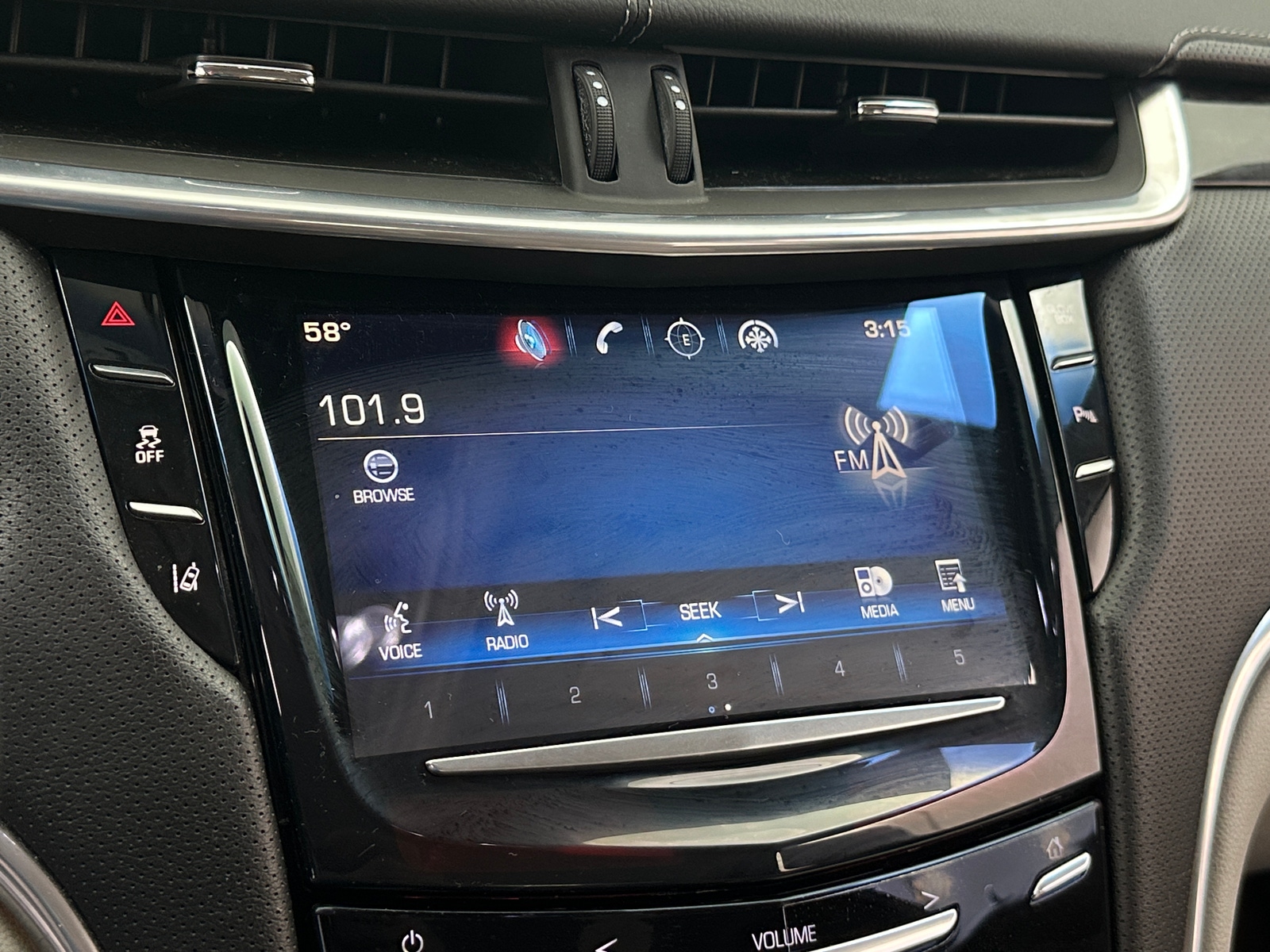 Thumbnail: 2013 Cadillac XTS - 3