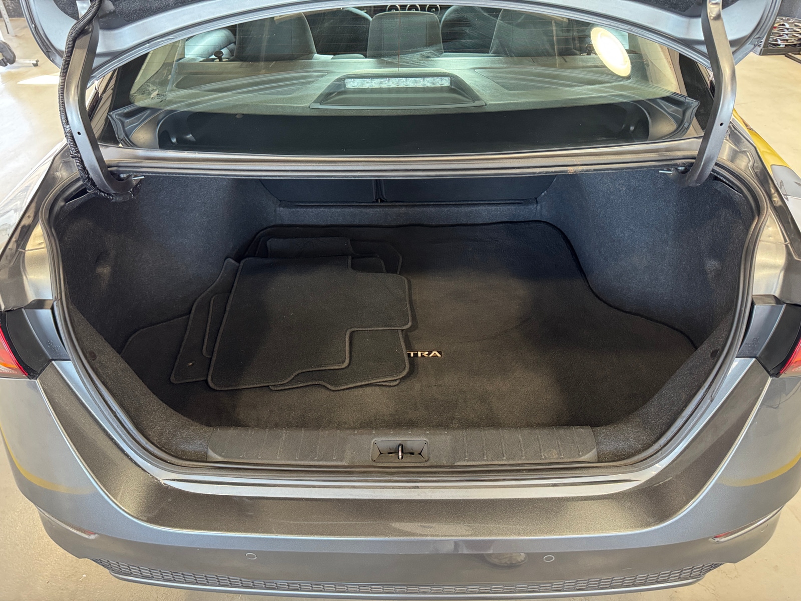 Thumbnail: 2023 Nissan Sentra - 7