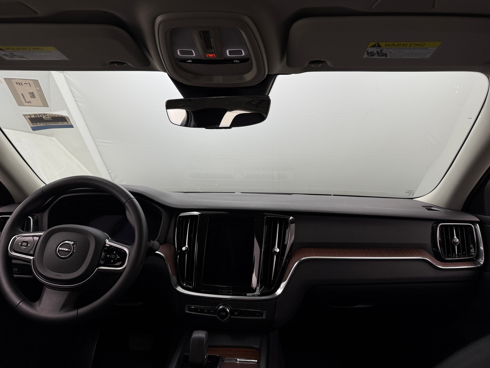 Thumbnail: 2024 Volvo S60 - 2