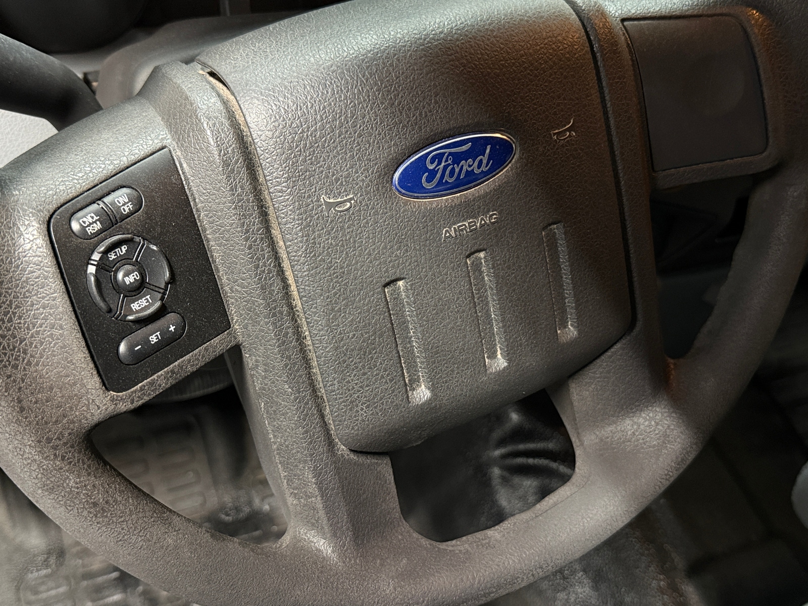 Thumbnail: 2015 Ford Econoline - 4