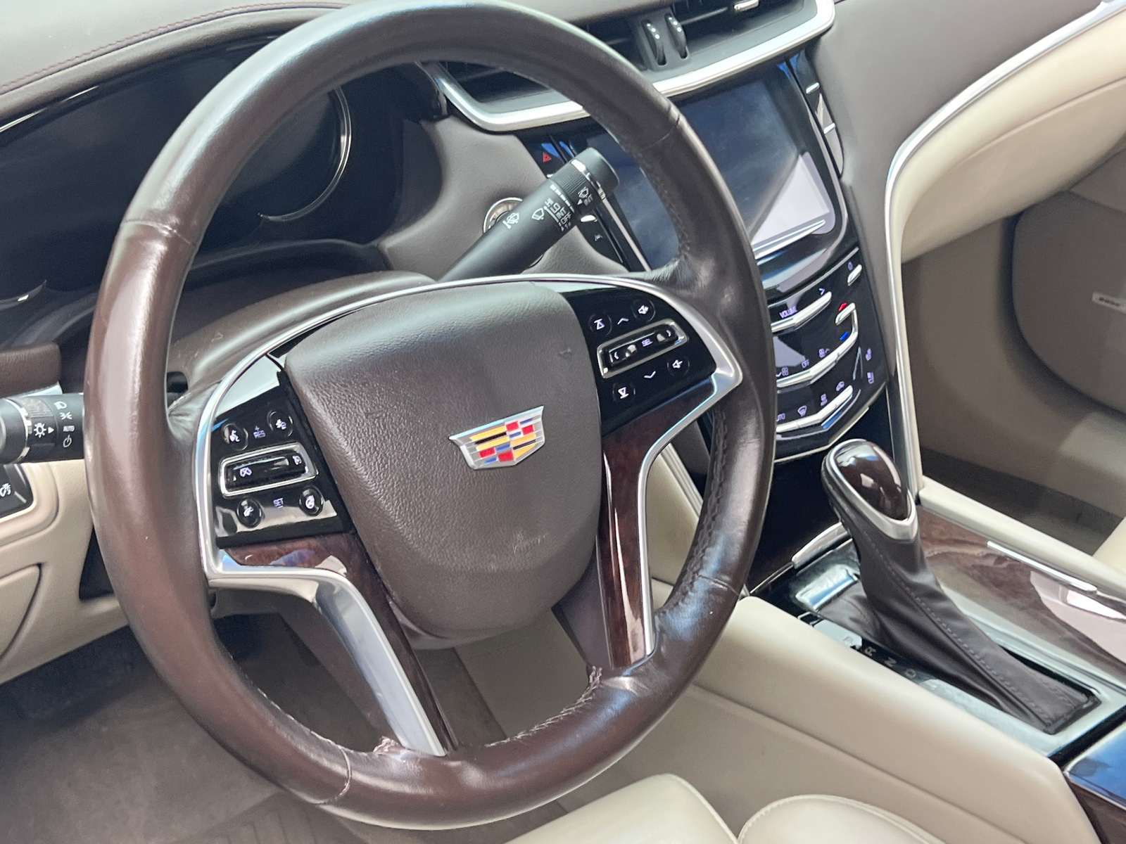 Thumbnail: 2016 Cadillac XTS - 4