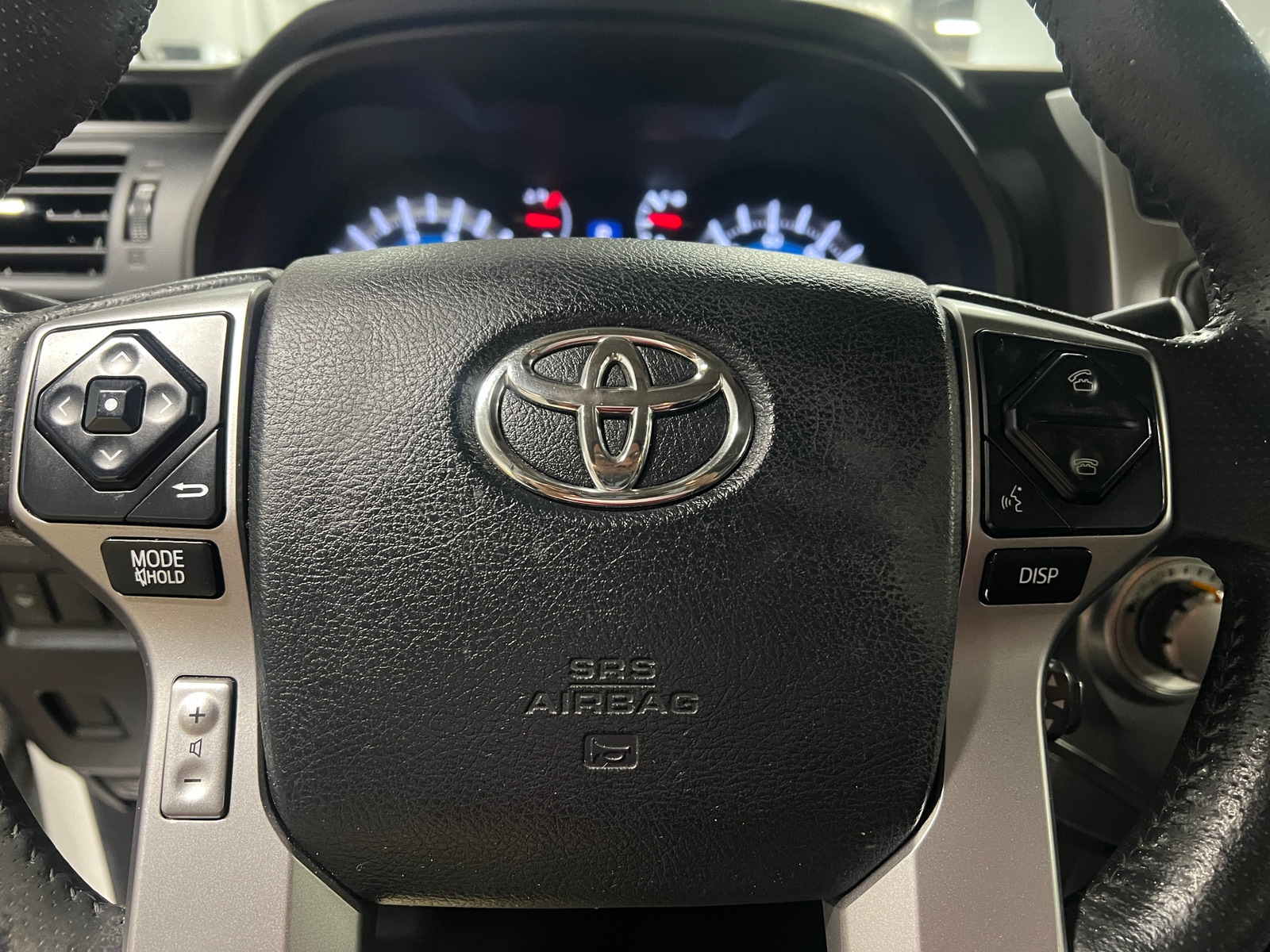 Thumbnail: 2018 Toyota 4Runner - 4