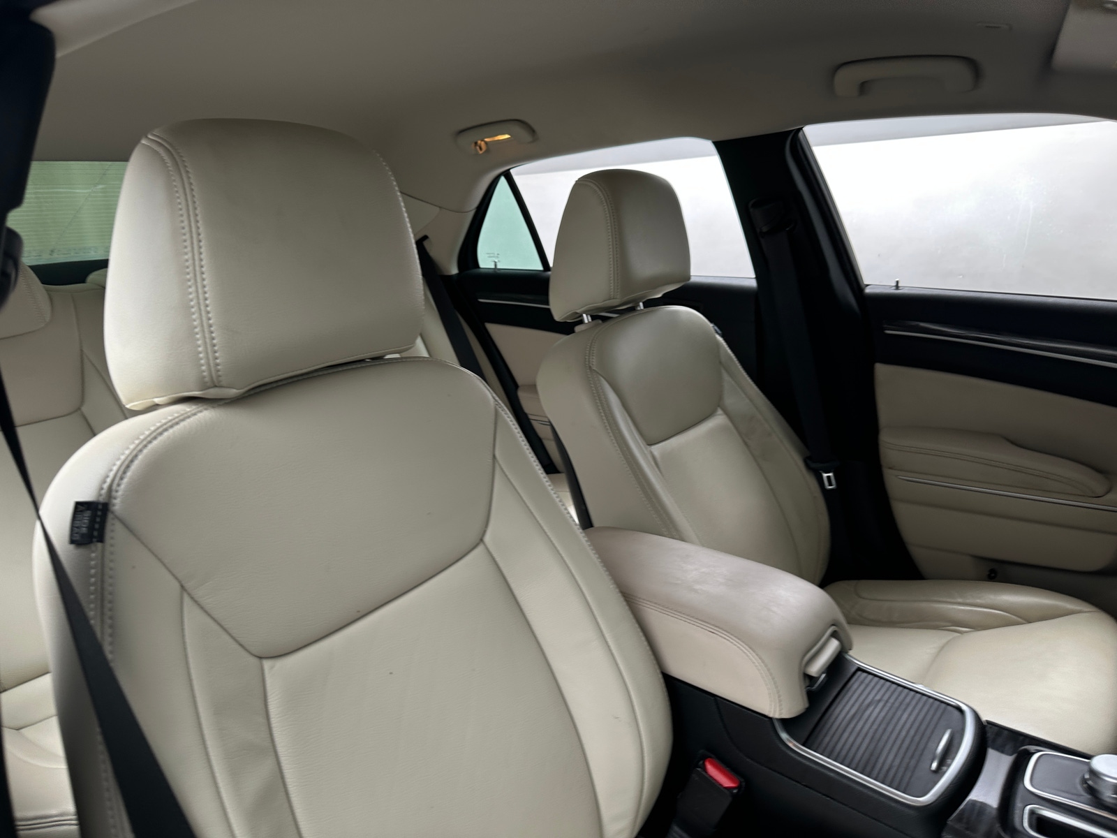 Thumbnail: 2019 Chrysler 300 - 2