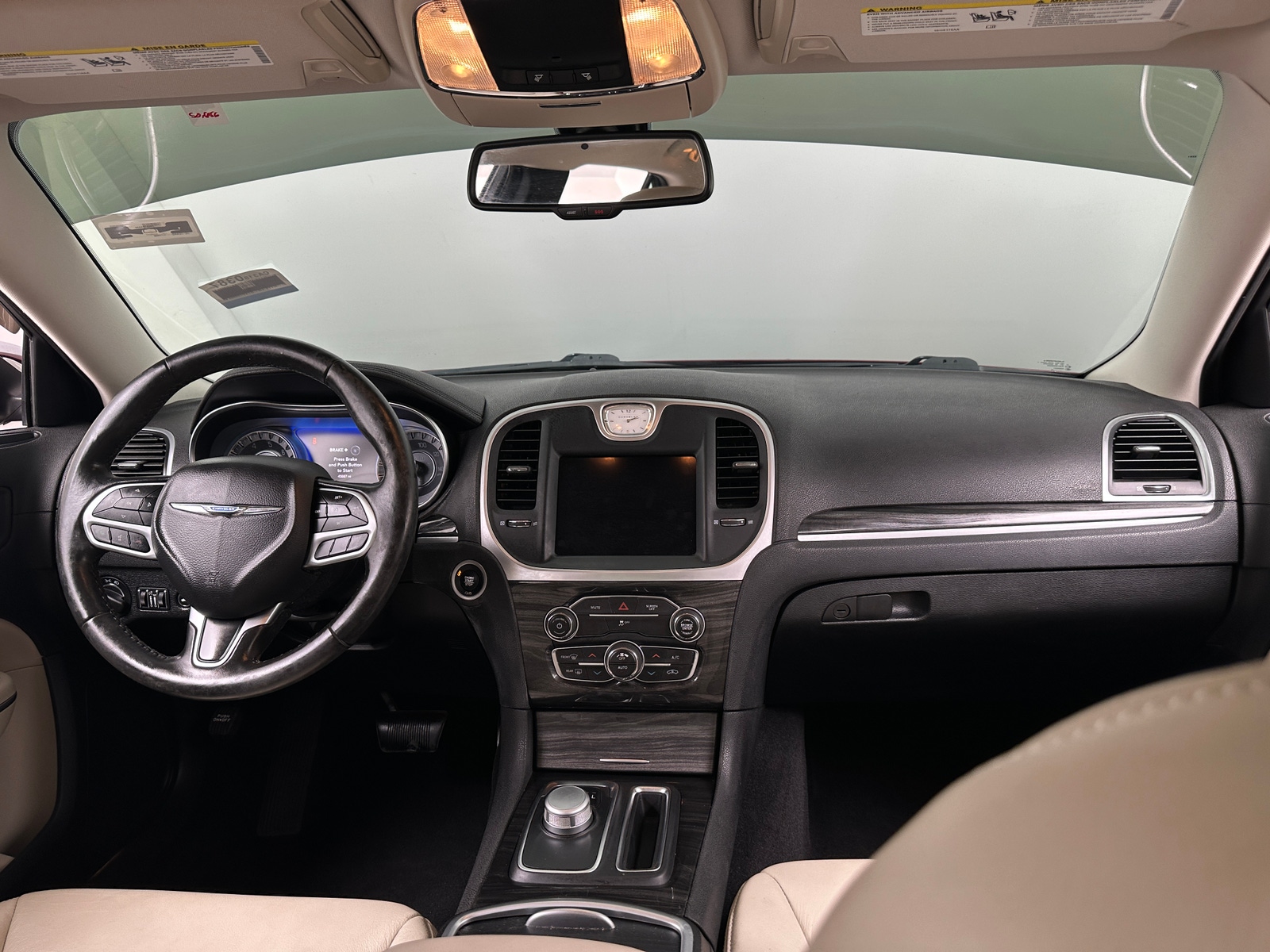 Thumbnail: 2019 Chrysler 300 - 3