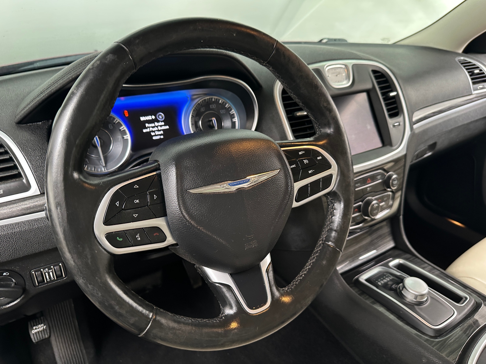 Thumbnail: 2019 Chrysler 300 - 5