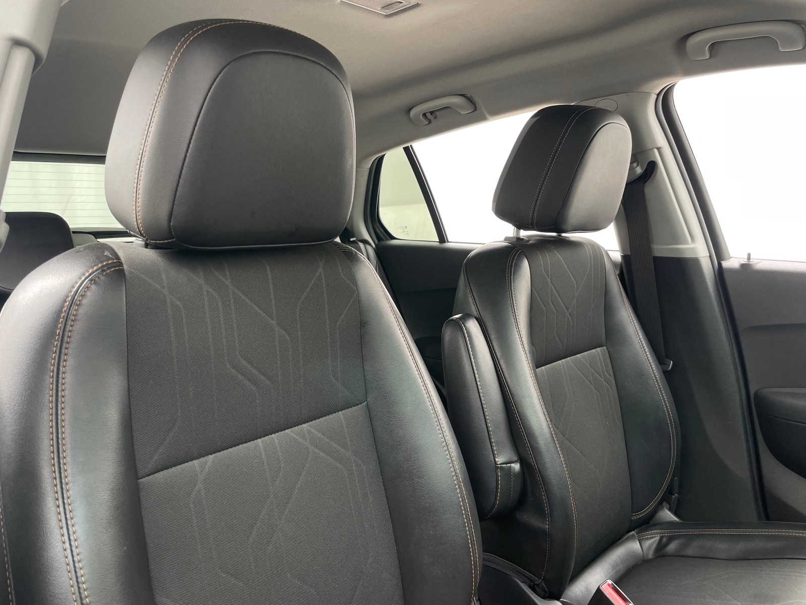 Thumbnail: 2017 Chevrolet Trax - 2
