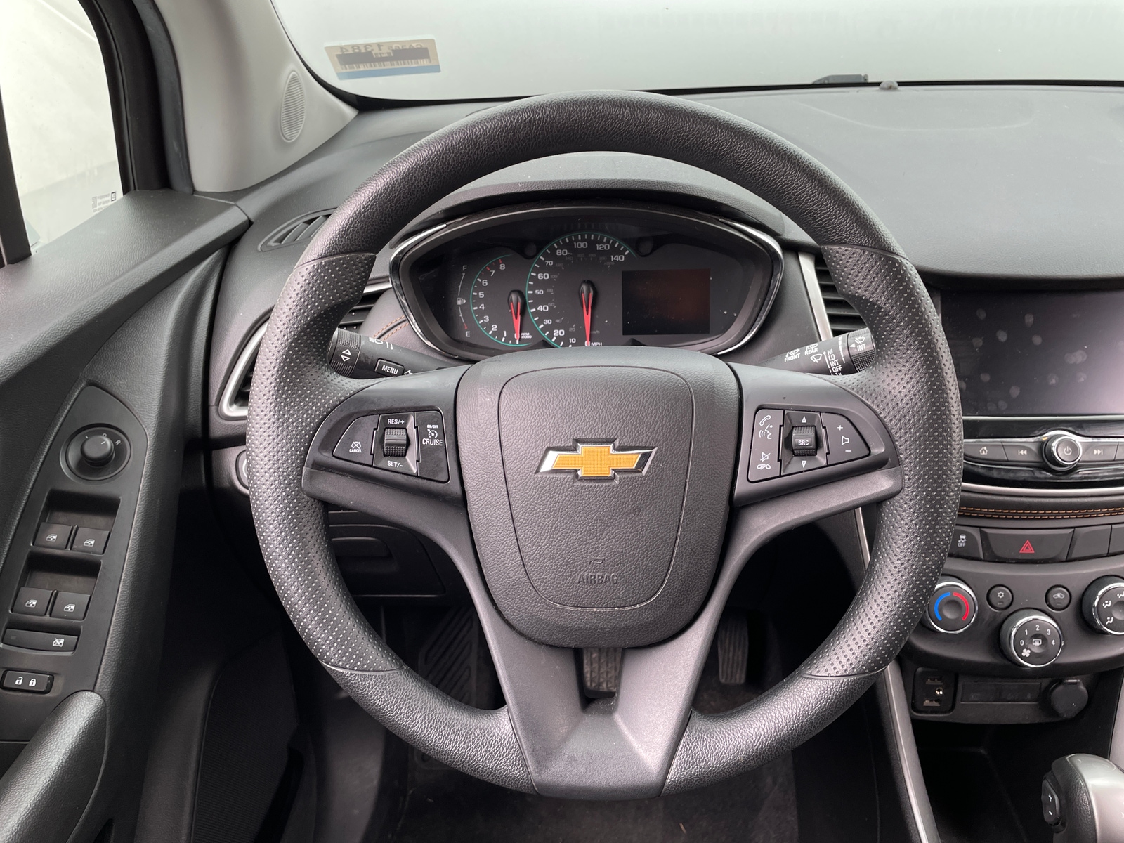 Thumbnail: 2020 Chevrolet Trax - 5