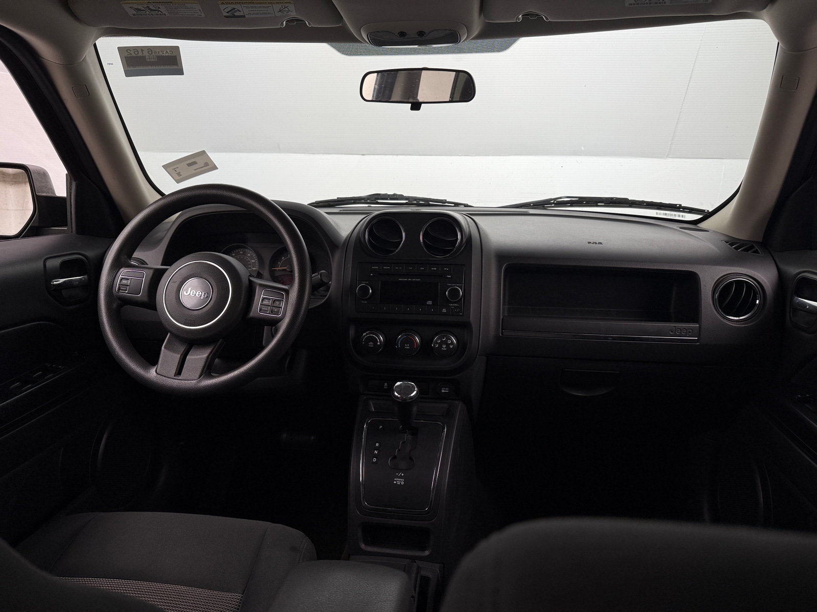 Thumbnail: 2015 Jeep Patriot - 3