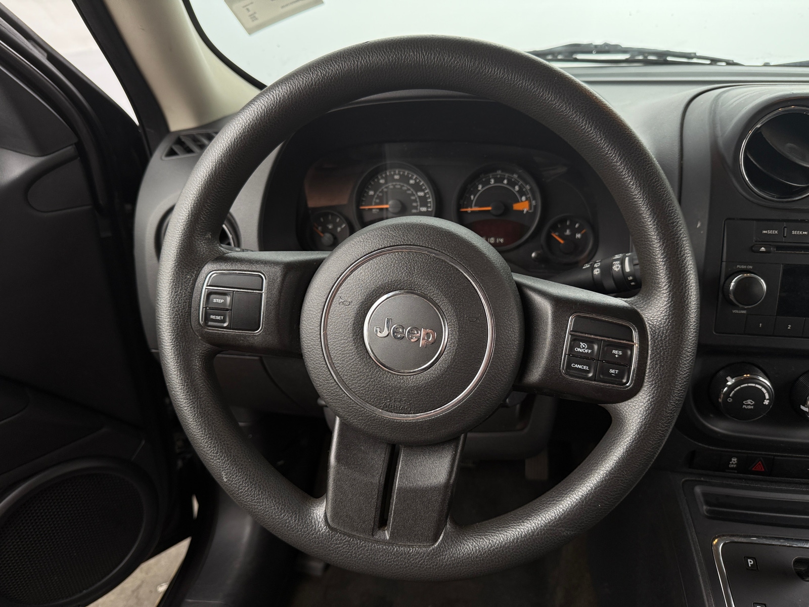 Thumbnail: 2015 Jeep Patriot - 5