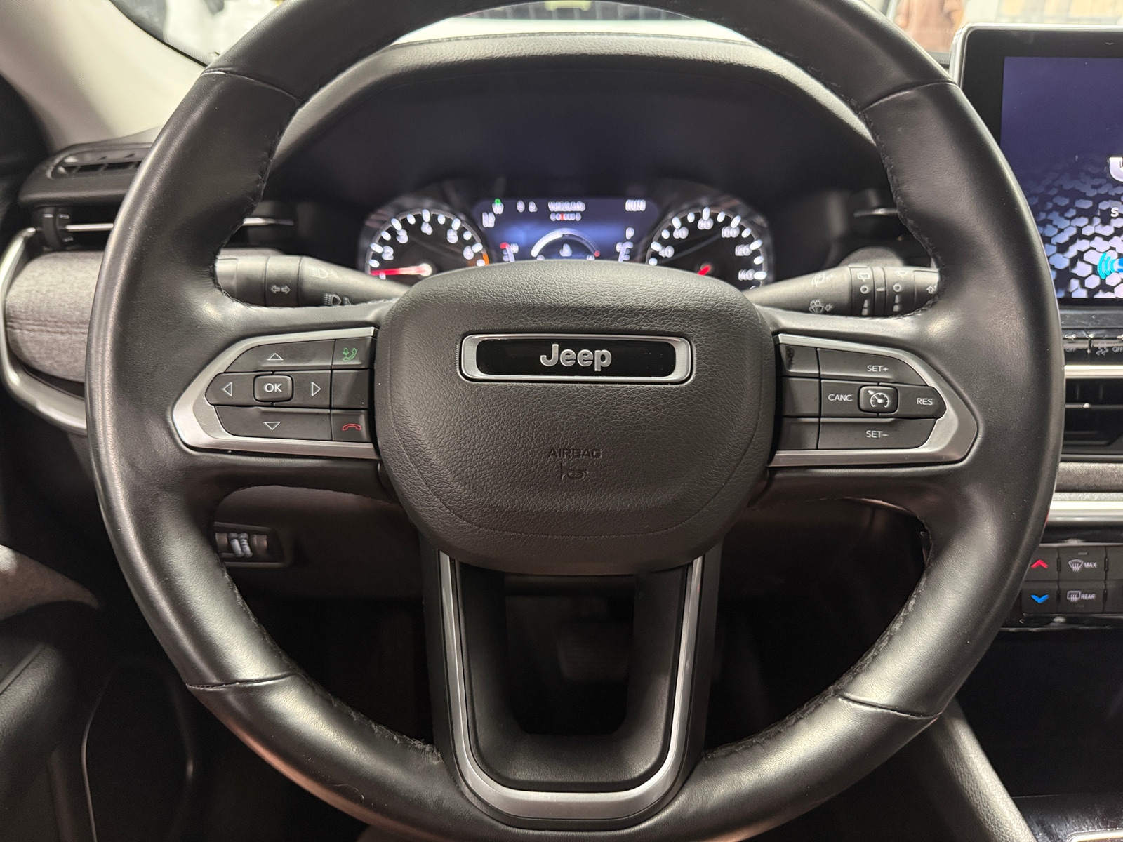 Thumbnail: 2022 Jeep Compass - 4