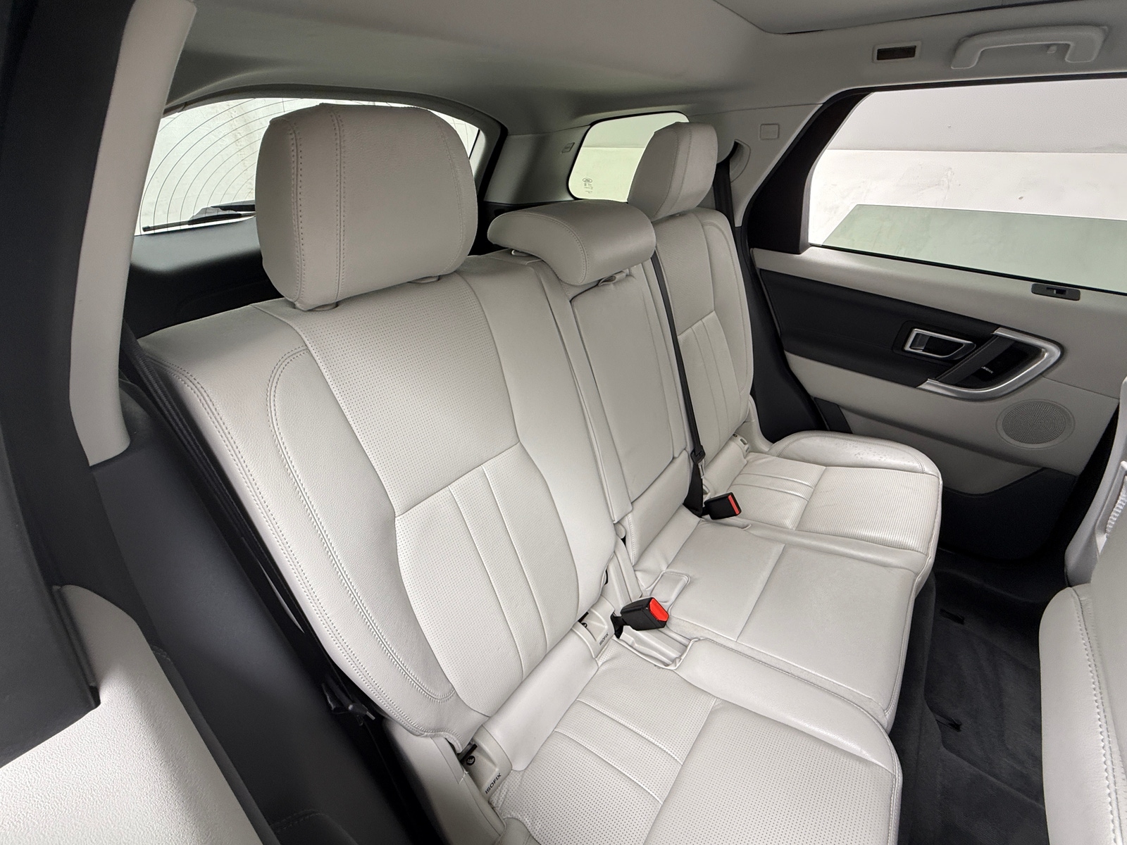 Thumbnail: 2019 Land Rover Discovery Sport - 5