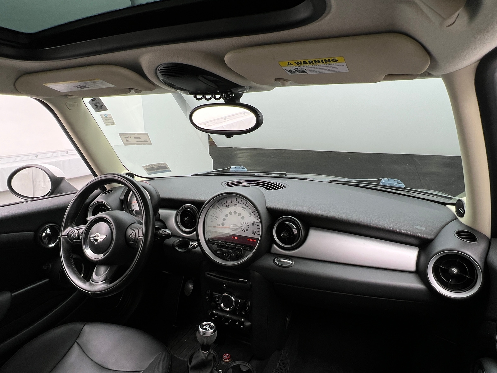 Thumbnail: 2011 MINI Cooper Hardtop - 2