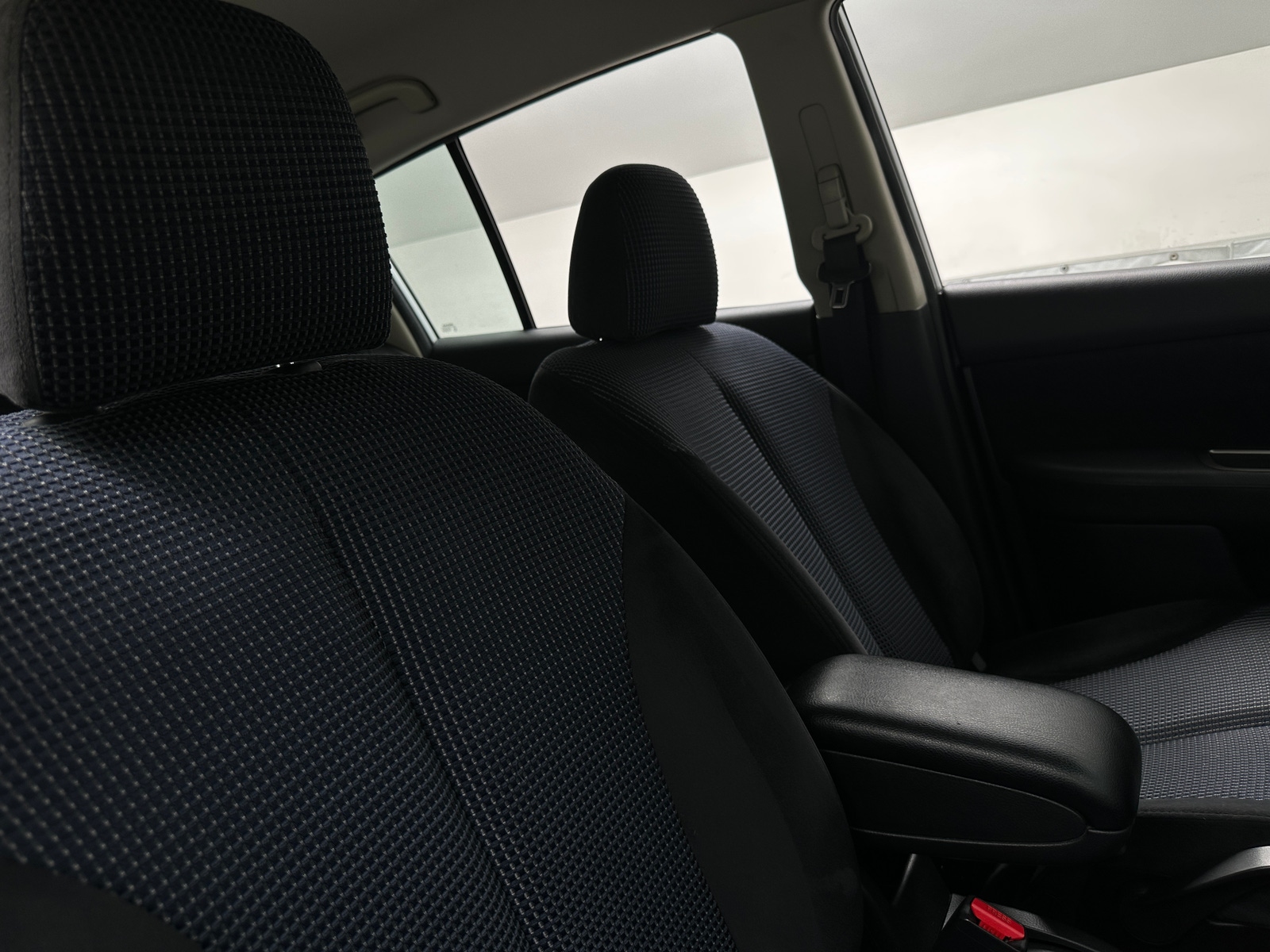 Thumbnail: 2011 Nissan Versa - 2